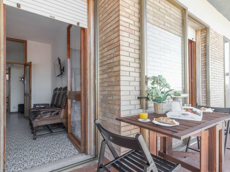 Zeezicht appartement in Cattolica voor 8 personen in Cattolica