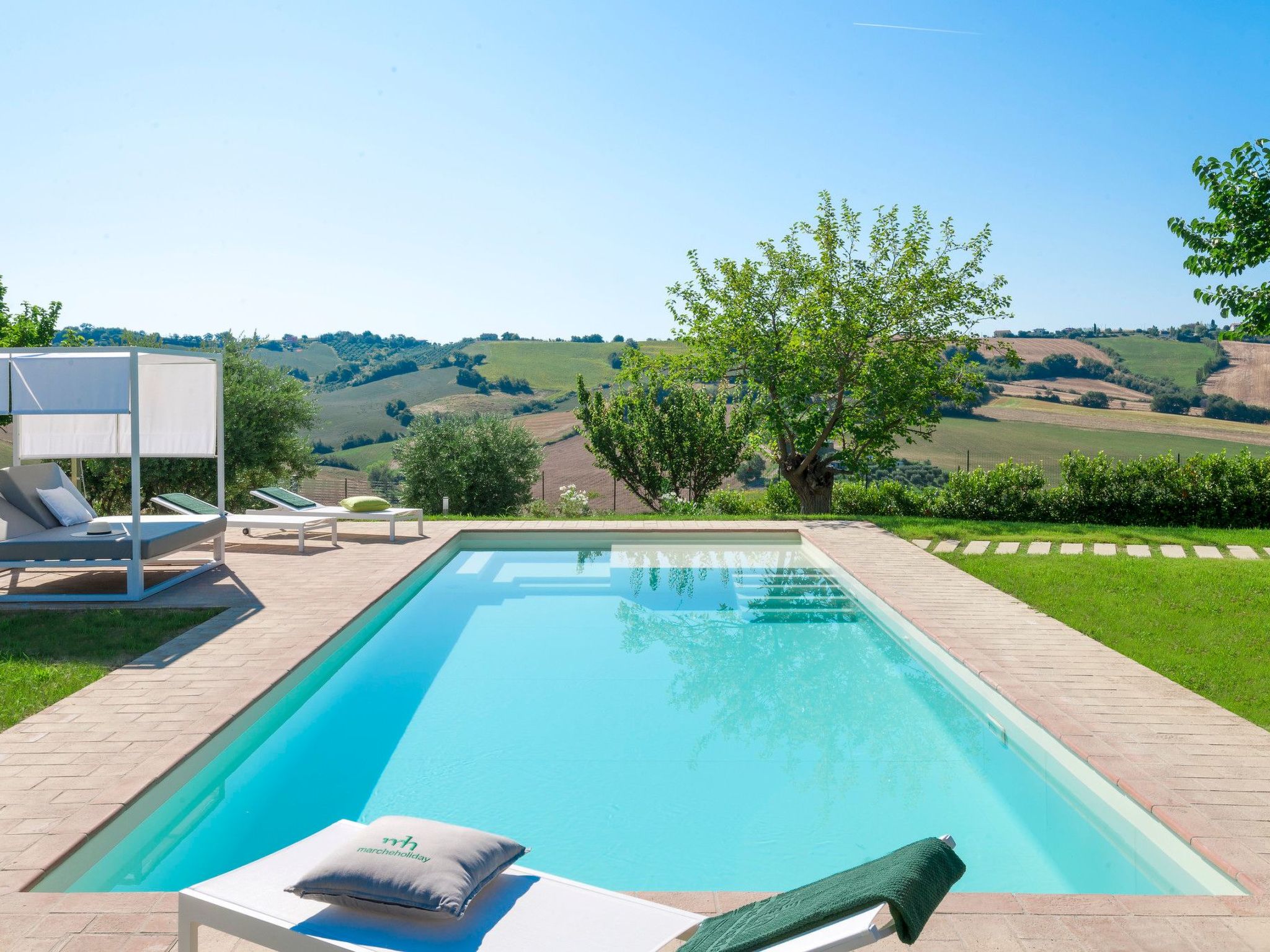 Villa Traiani, Marken Urlaub, privater Pool-Dedans