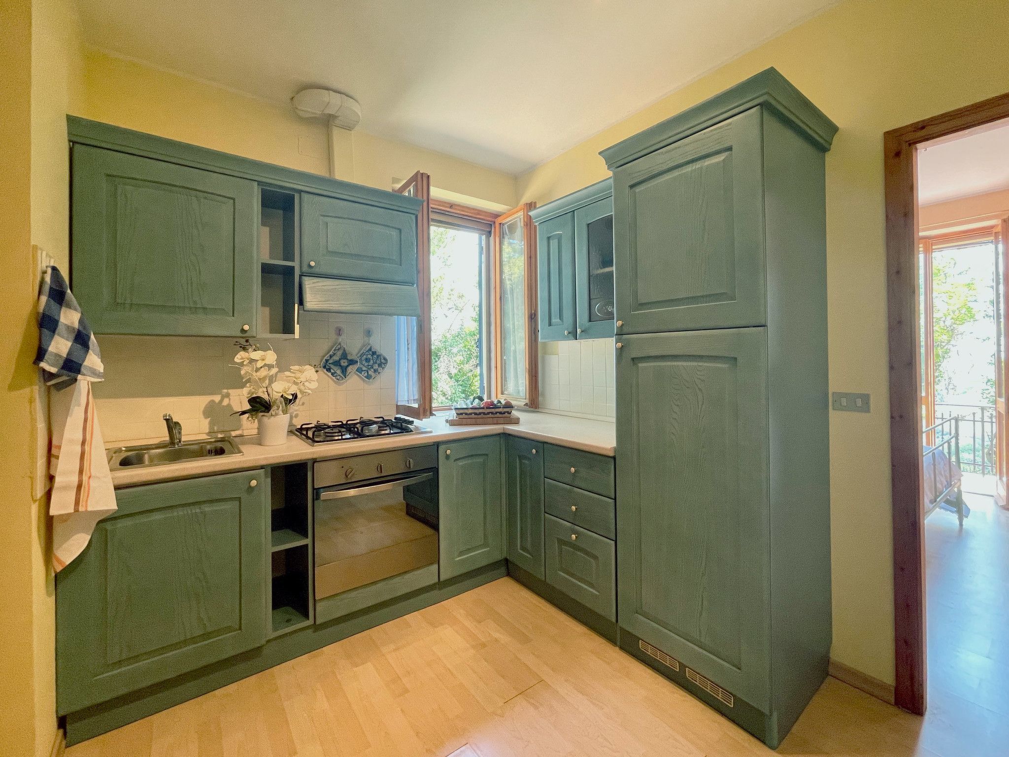 Casa Zefiro Marche Holiday Villas, privater Pool-Binnen