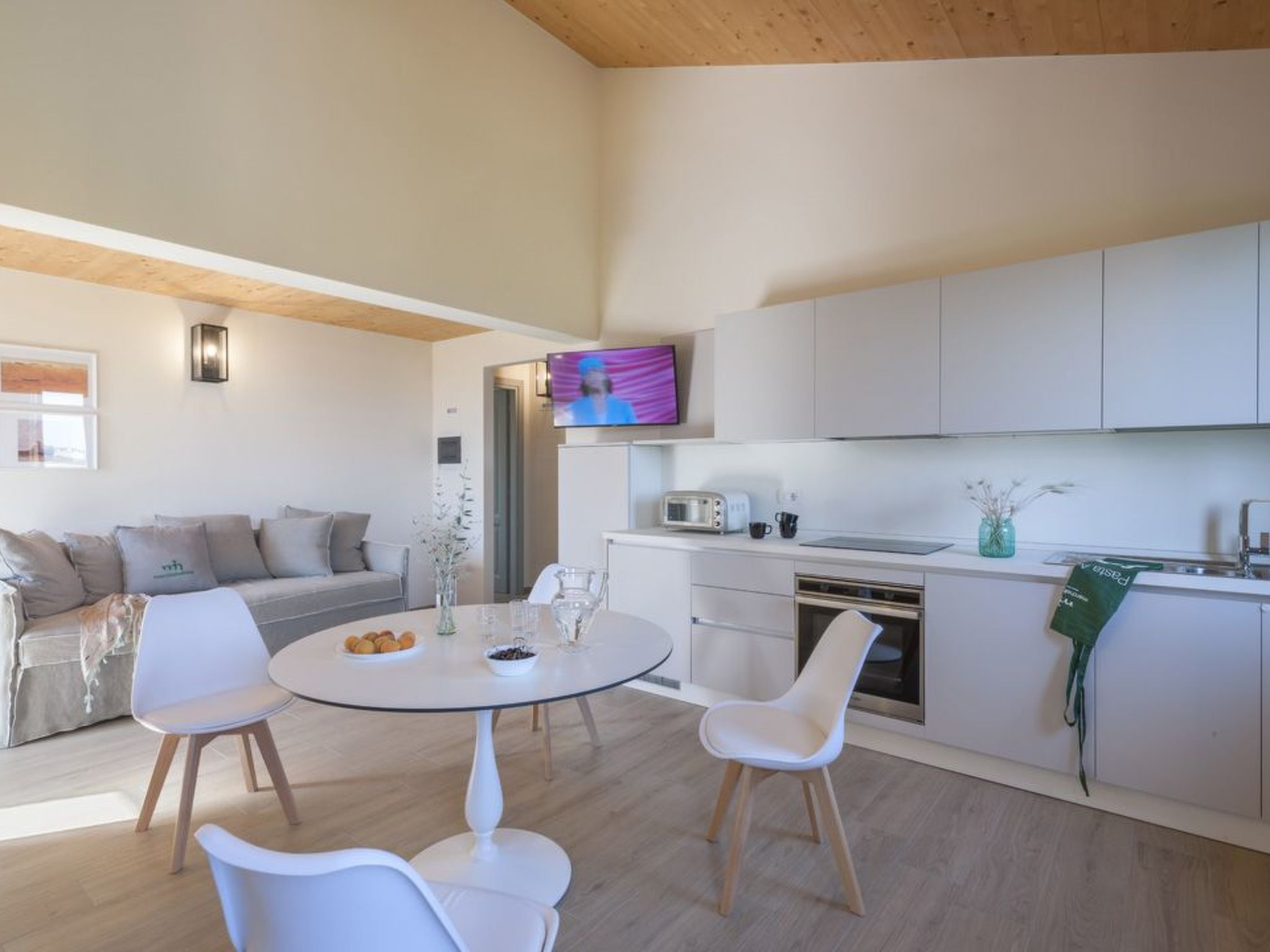 Villa i Gelsi Marche Urlaub, privater Pool-Binnen