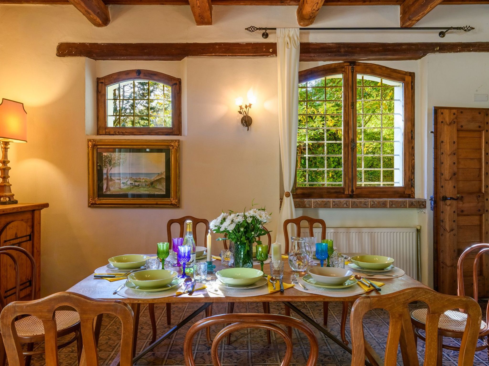 Licht unter den Buchen, Marche Urlaub, privater Pool-Dedans