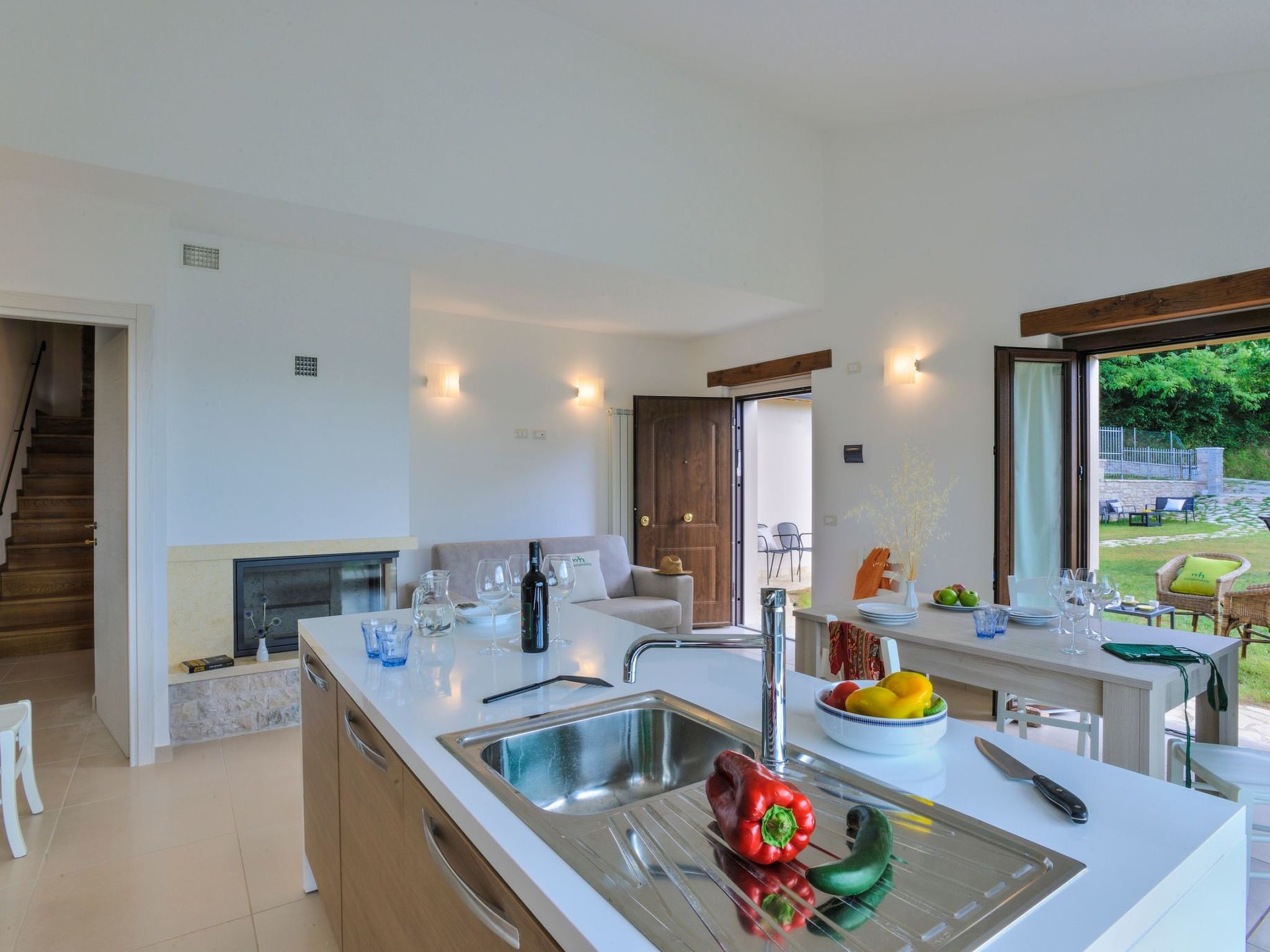 Acquanera - Marcheholiday, mit privatem Pool-Binnen