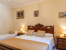 Vrijstaand vakantiehuis met privétuin en gedeeld zwembad in Le Marche - thumbnail 6