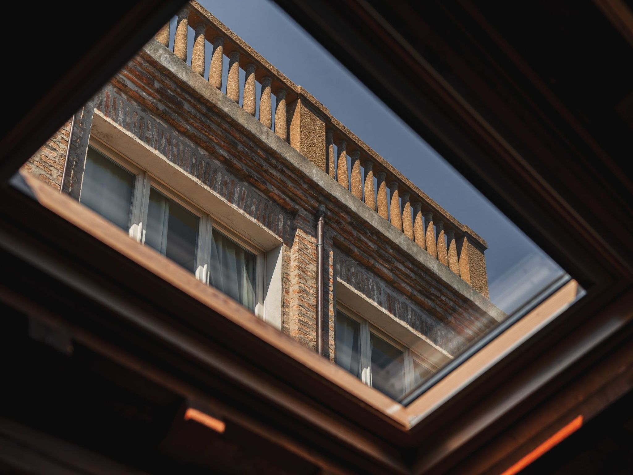 Mit Mezzanin und Schwimmbad, in einem Bauernhaus in den Hügeln-Drinnen