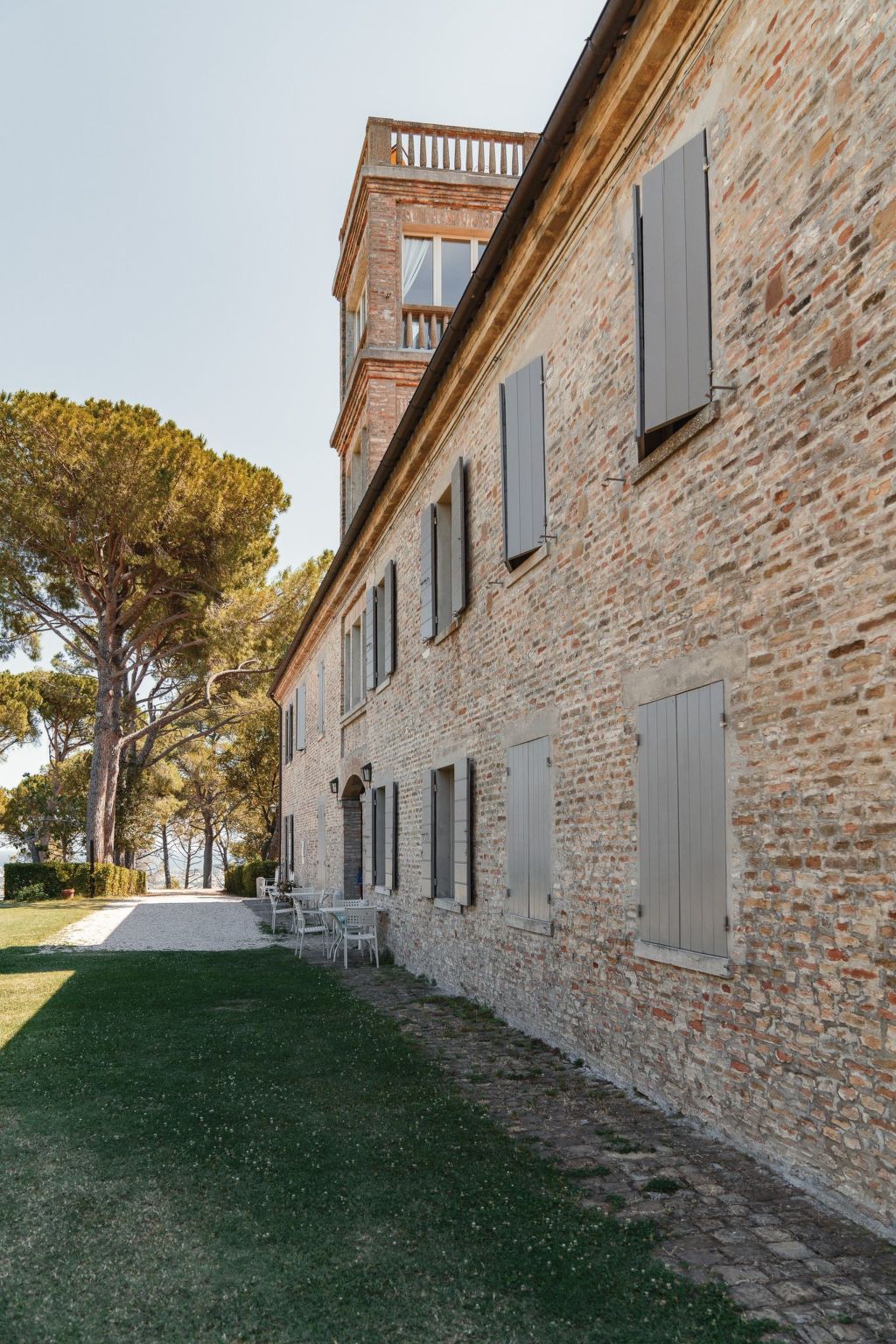 In einem Bauernhaus in den Hügeln, mit Garten und Pool-Binnen