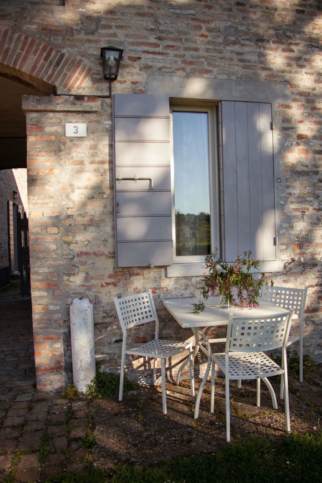 Studio-Apartment mit Garten, Grill, Pool und Aussicht-Drinnen