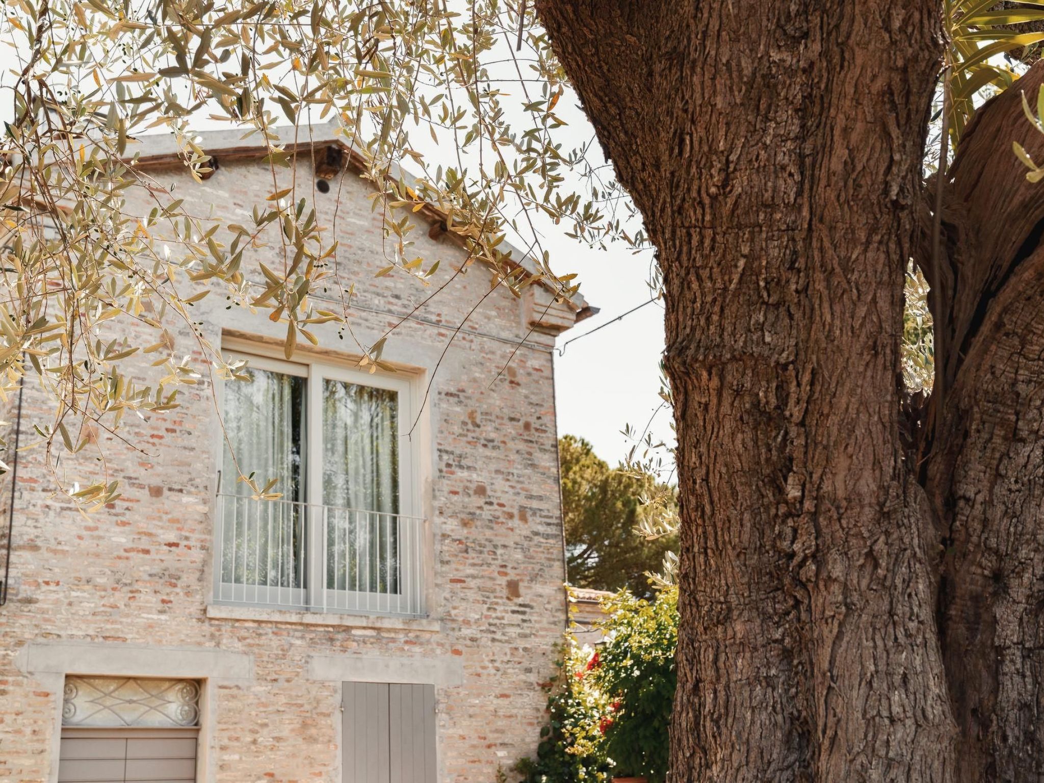 Studio-Apartment mit Garten, Grill, Pool und Aussicht-Drinnen