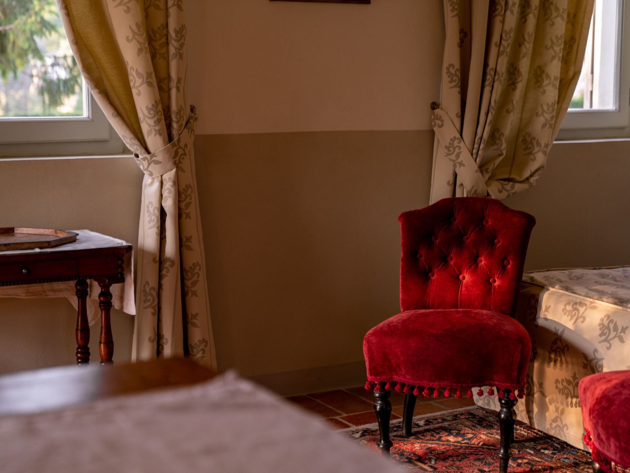 Studio-Apartment mit Sommerpool, Garten und Aussicht-Binnen