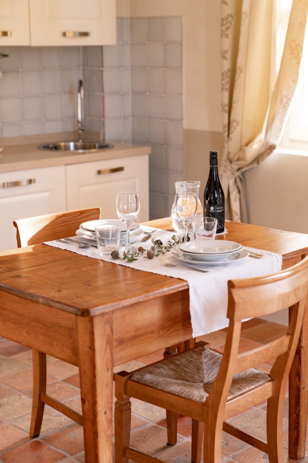 Studio-Apartment mit Sommerpool, Garten und Aussicht-Binnen