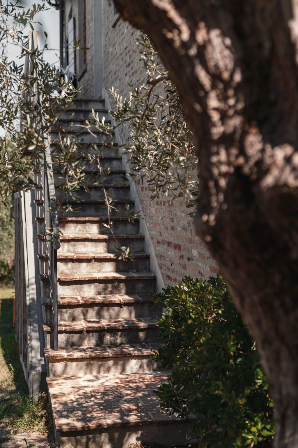 Drei-Zimmer-Panorama-Wohnung mit Terrasse und Sommerpool-Drinnen