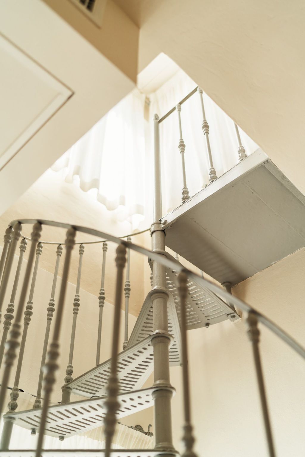 Wohnung in einem Turm mit Aussicht-Drinnen