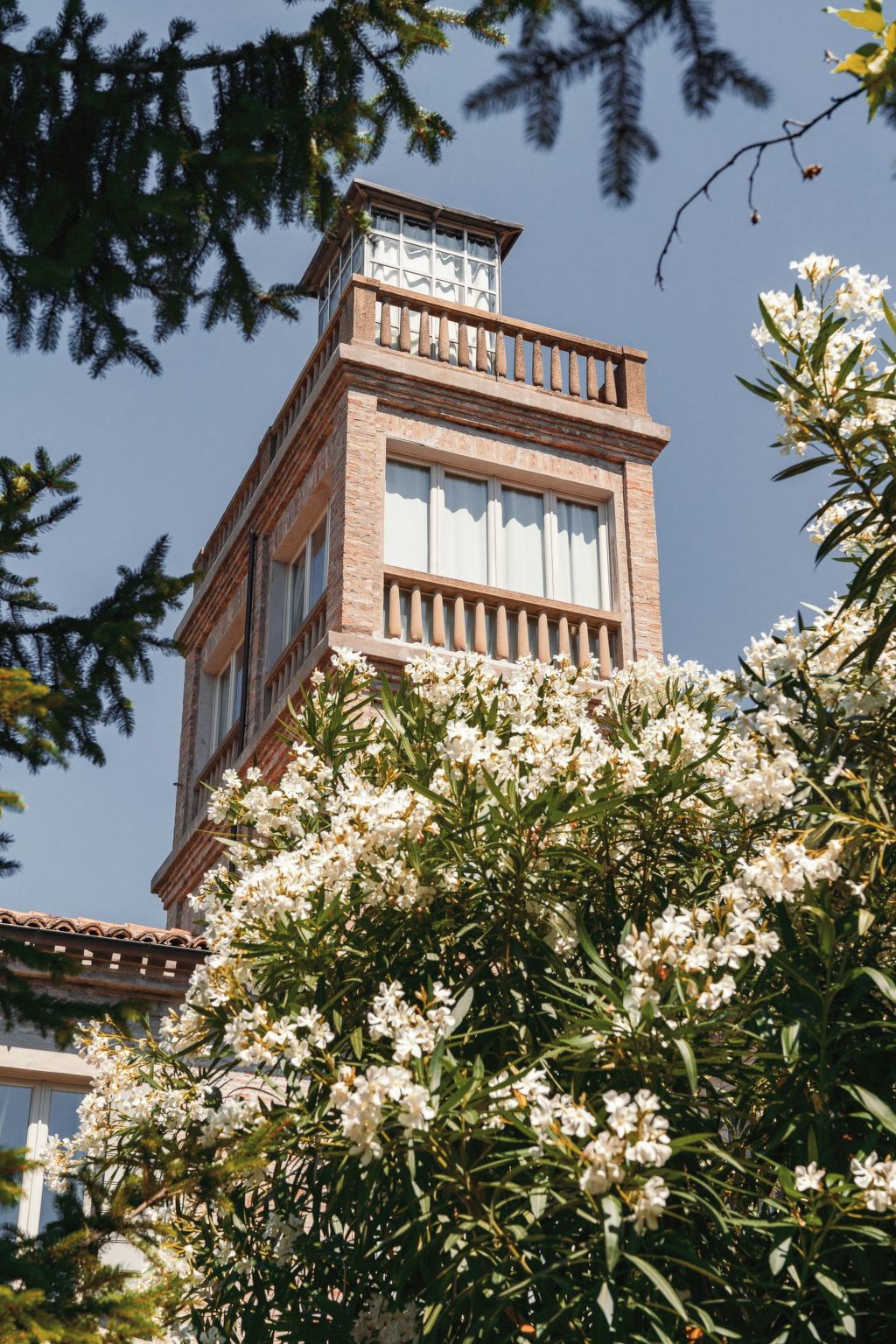 Wohnung in einem Turm mit Aussicht-Drinnen