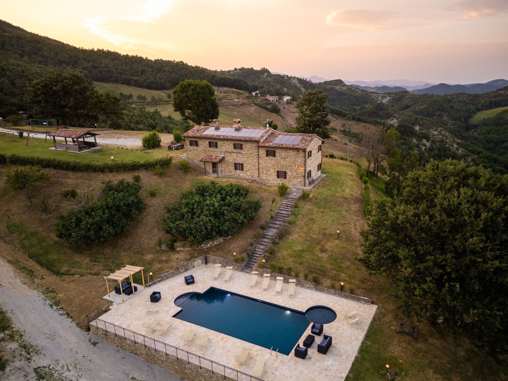 Ca Quattrocchi, Marcheholiday-Binnen