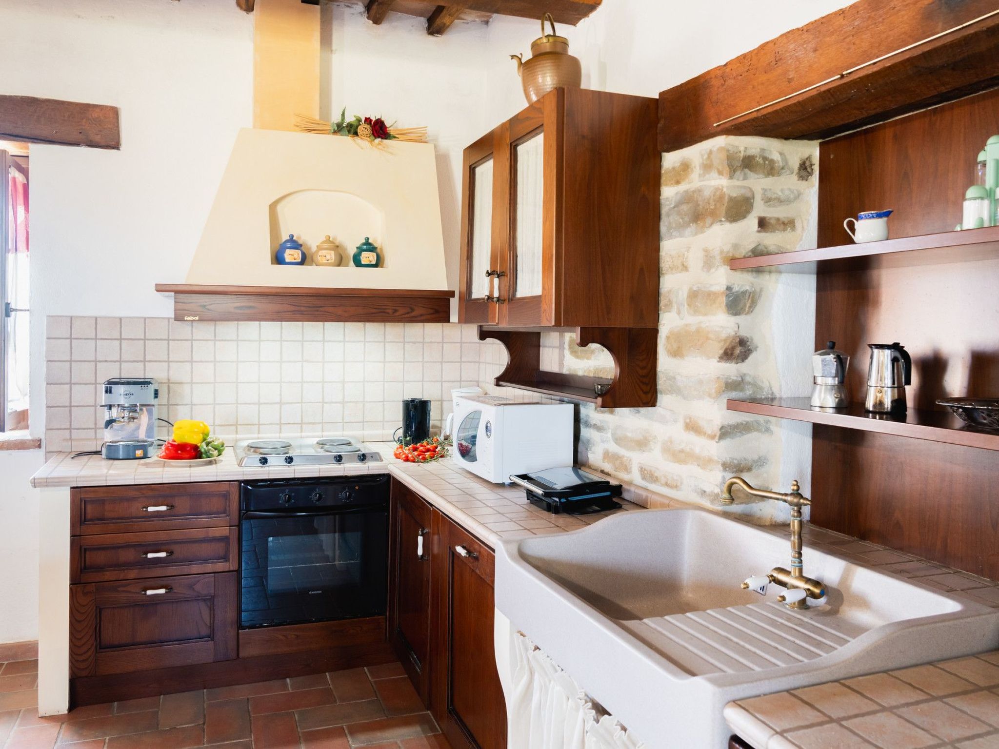 Ca Quattrocchi, Marcheholiday-Binnen