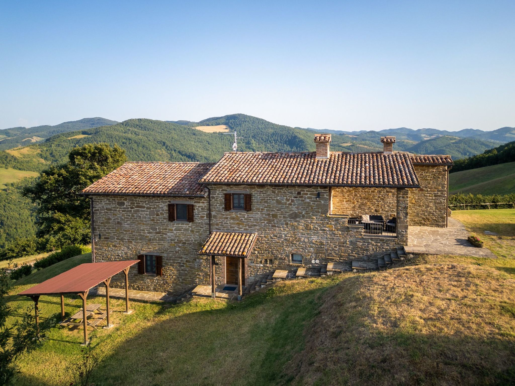 Ca Quattrocchi, Marcheholiday-Binnen