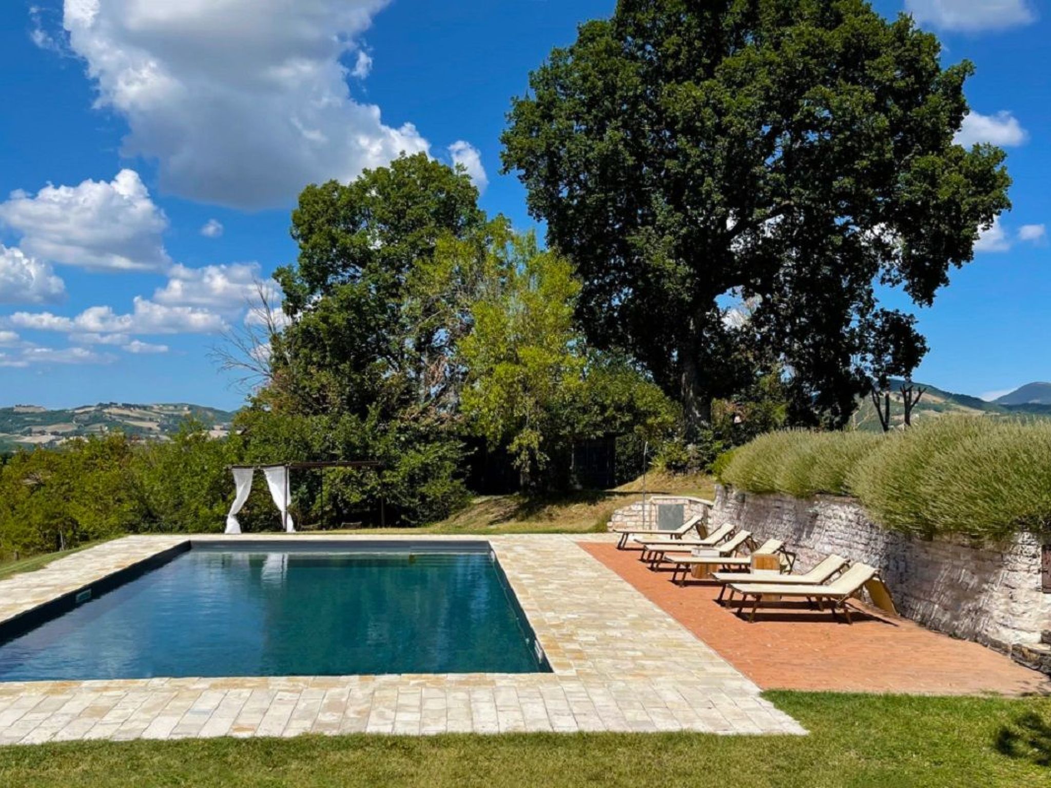 Ferienvilla 'Checello' mit privatem Pool-Binnen