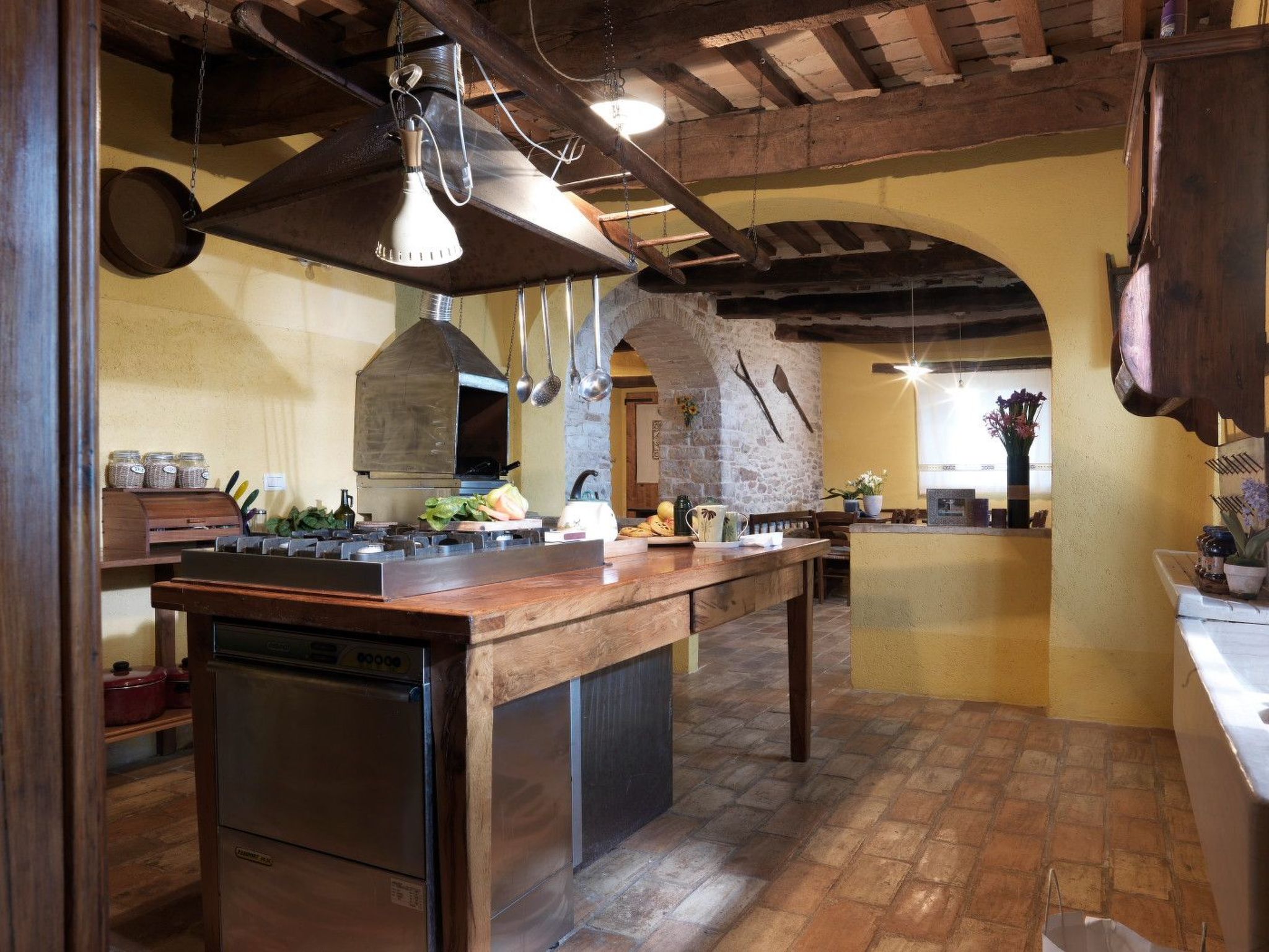 Ferienvilla 'Checello' mit privatem Pool-Binnen