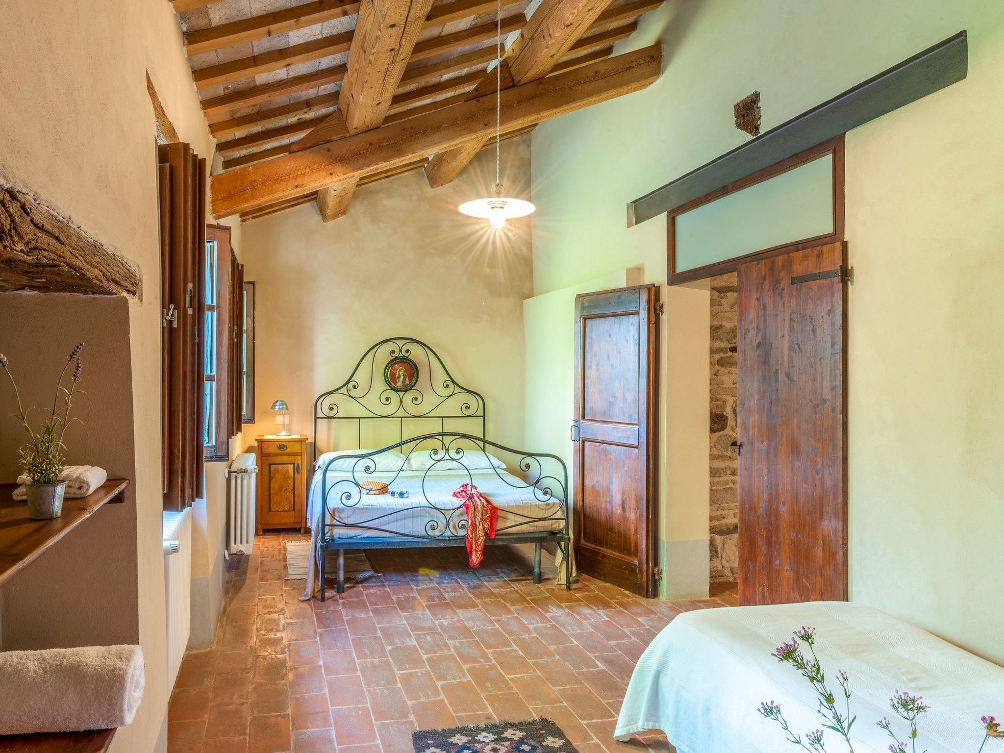 Ferienvilla 'Checello' mit privatem Pool-Binnen