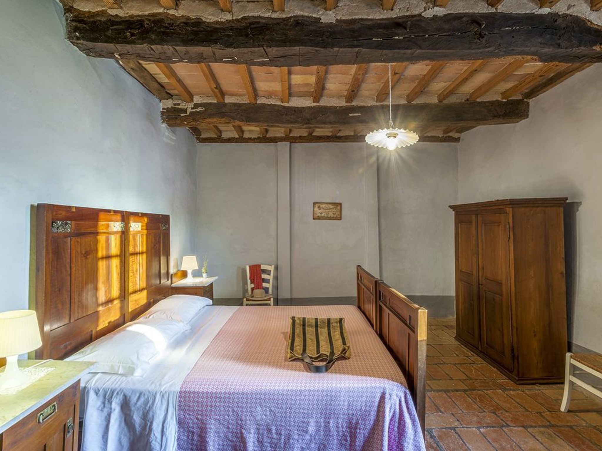 Ferienvilla 'Checello' mit privatem Pool-Binnen