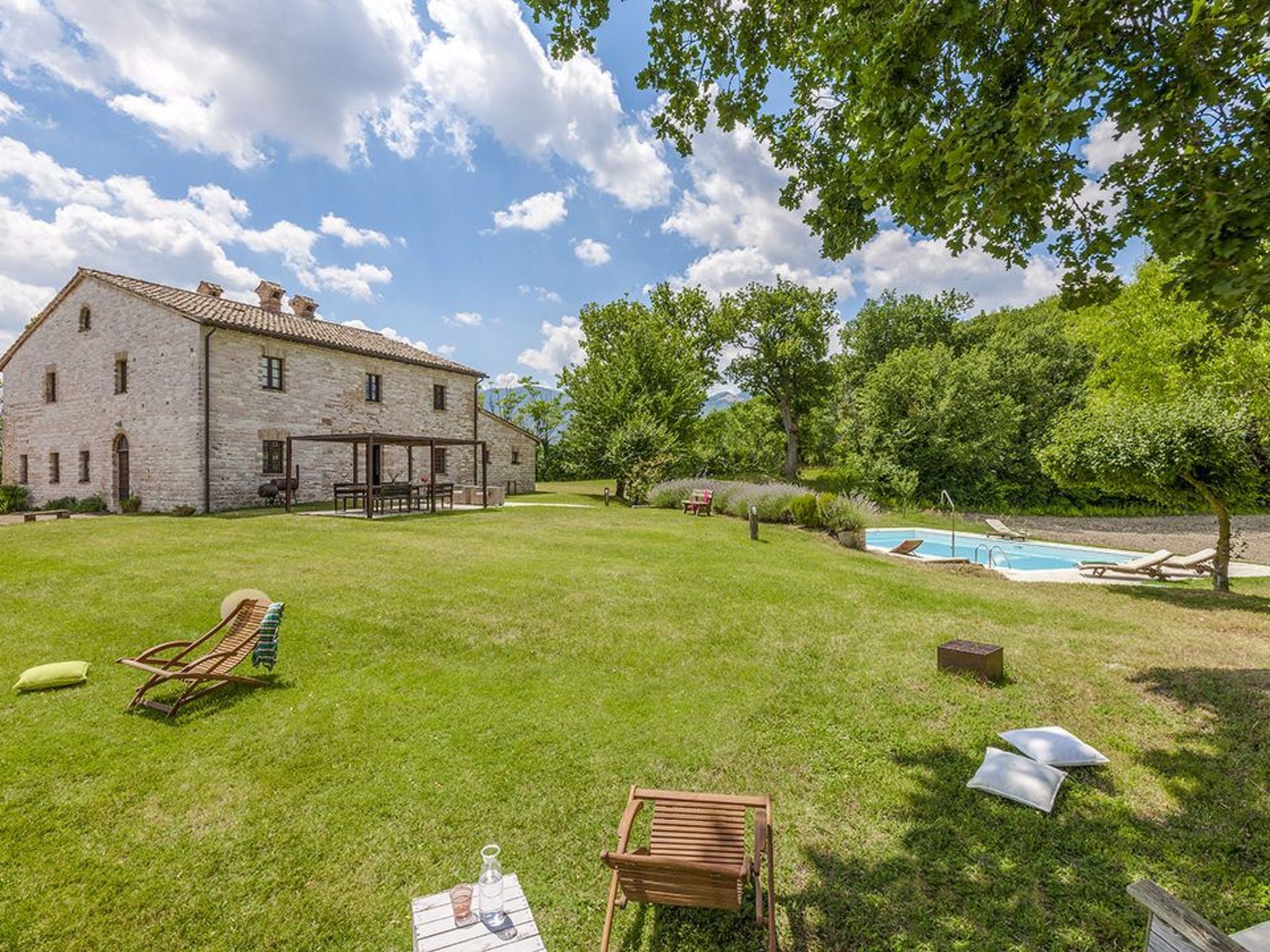 Ferienvilla 'Checello' mit privatem Pool-Binnen