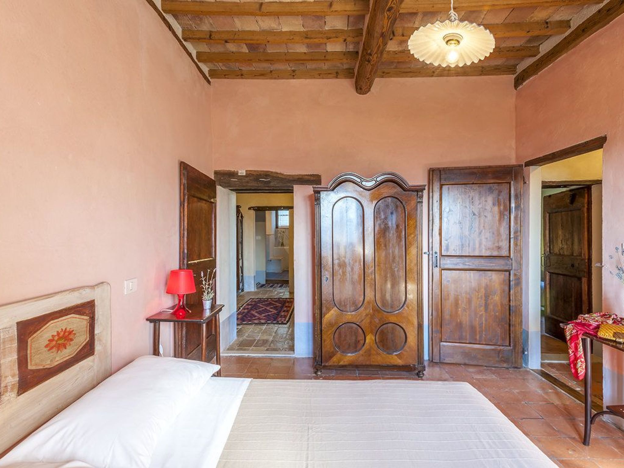 Ferienvilla 'Checello' mit privatem Pool-Binnen