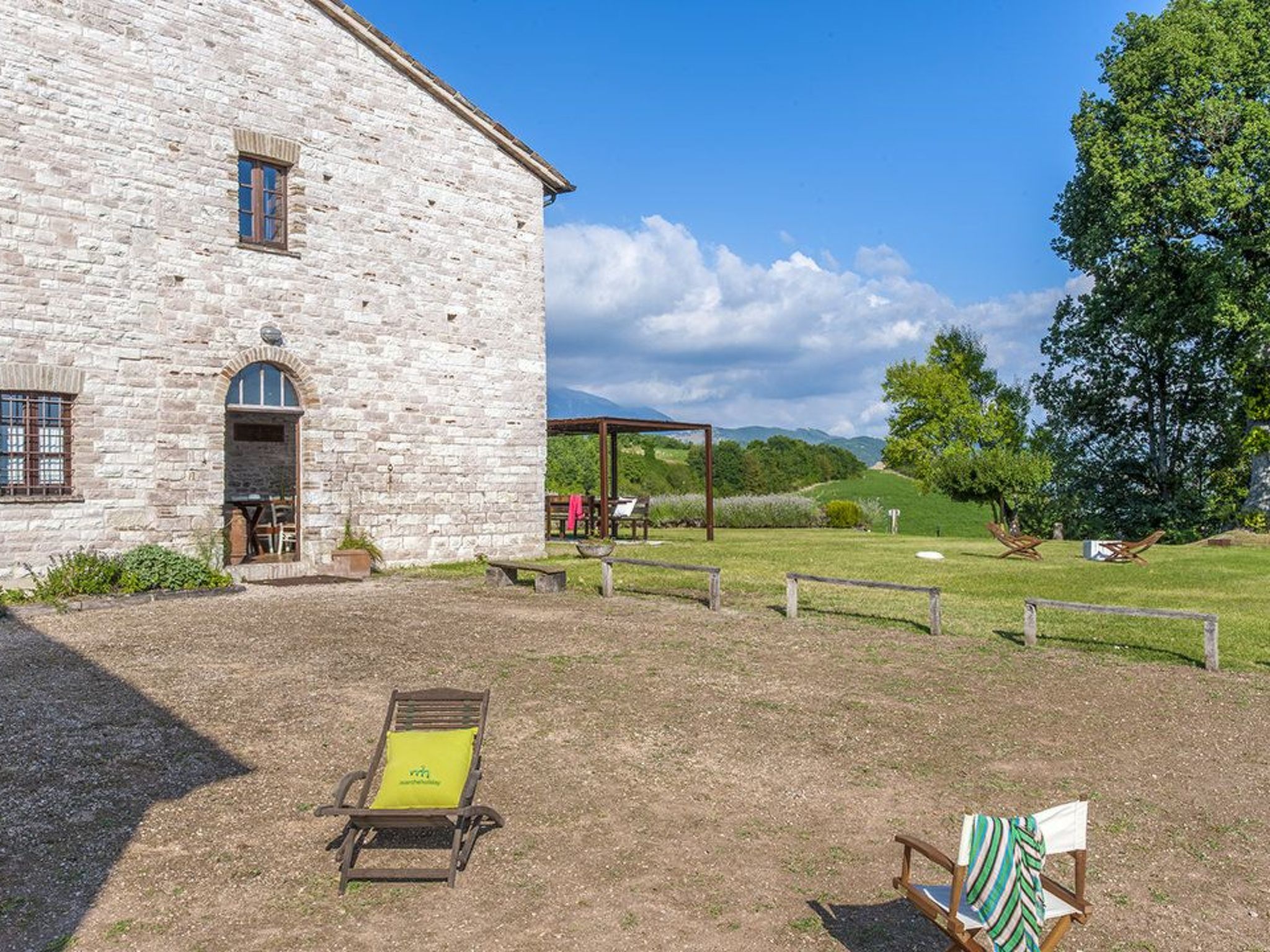 Ferienvilla 'Checello' mit privatem Pool-Binnen