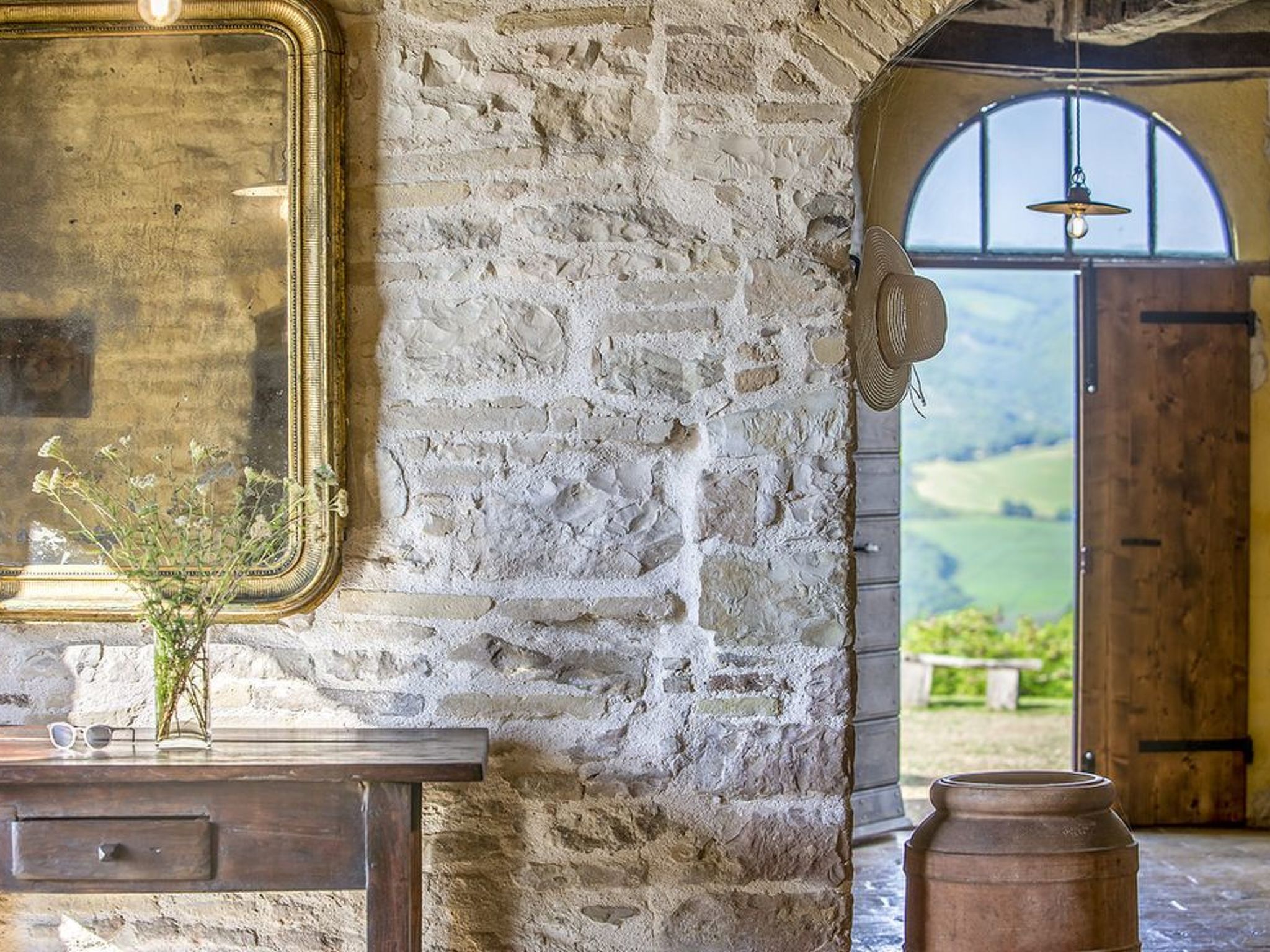 Ferienvilla 'Checello' mit privatem Pool-Binnen