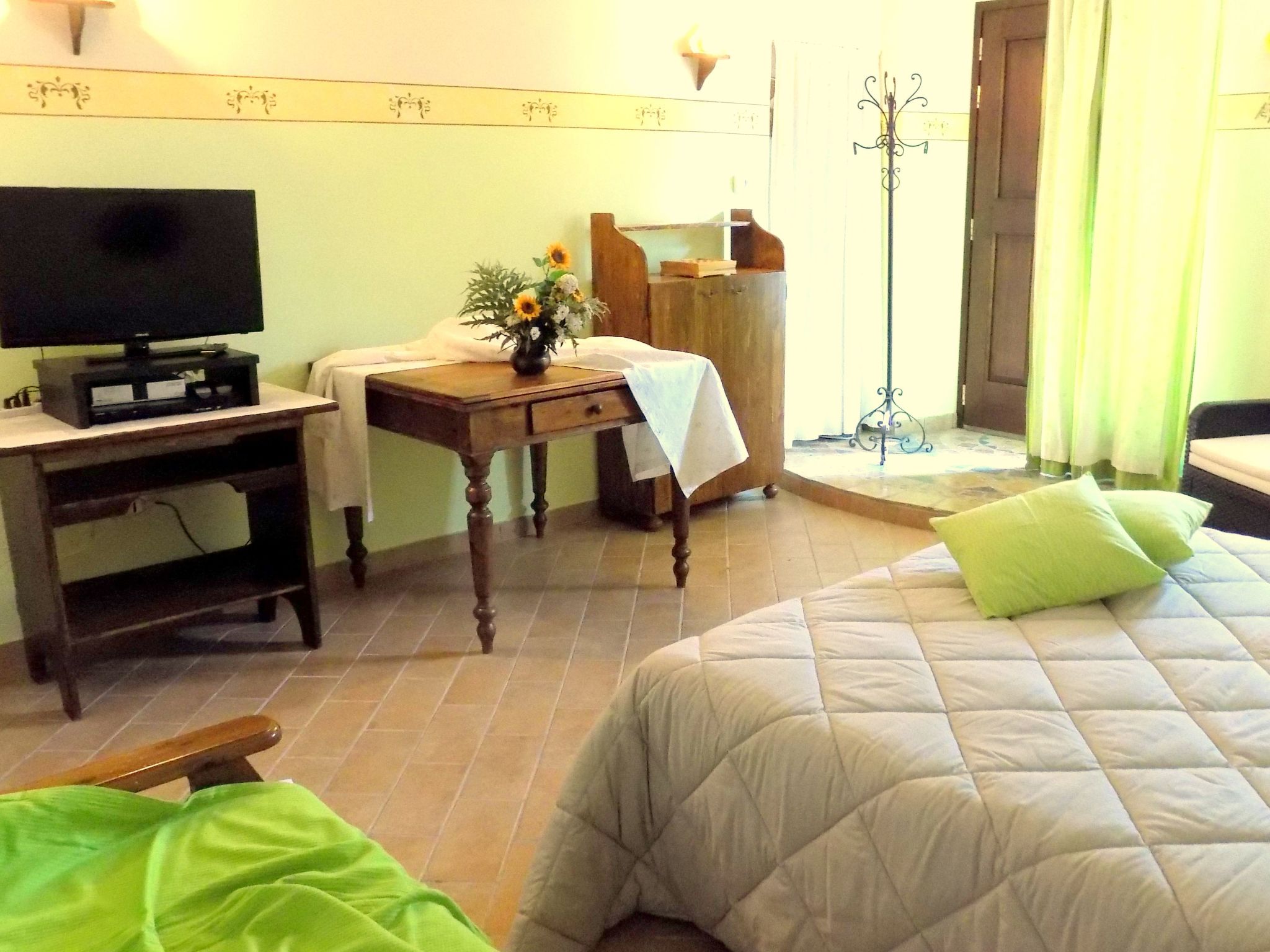 Iris in Cagli-Image-tags.info