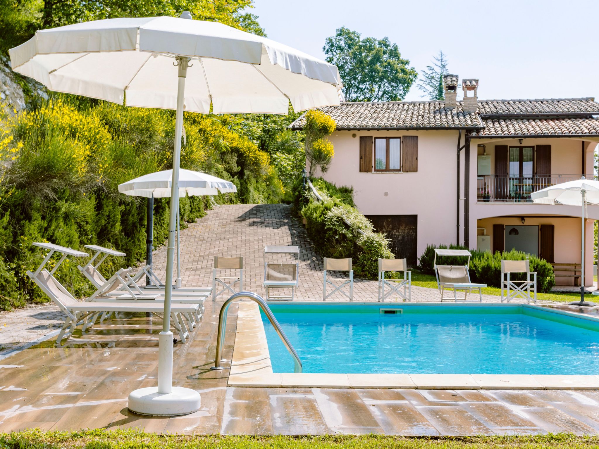 La Panoramica-Image-tags.info