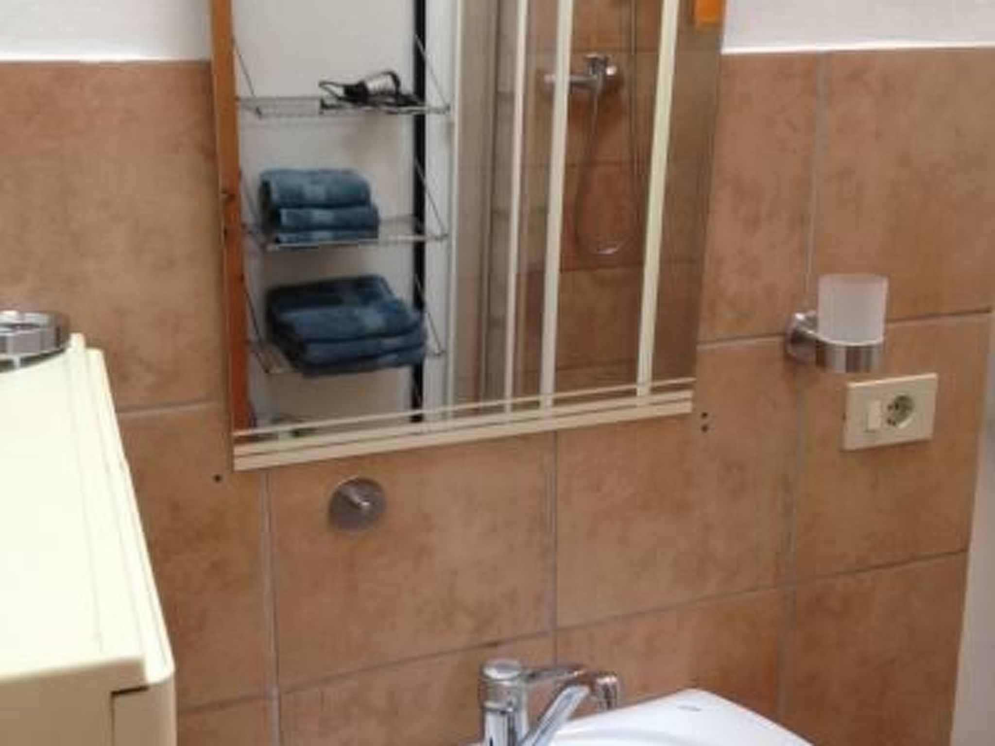 App. Loretello-Image-tags.info