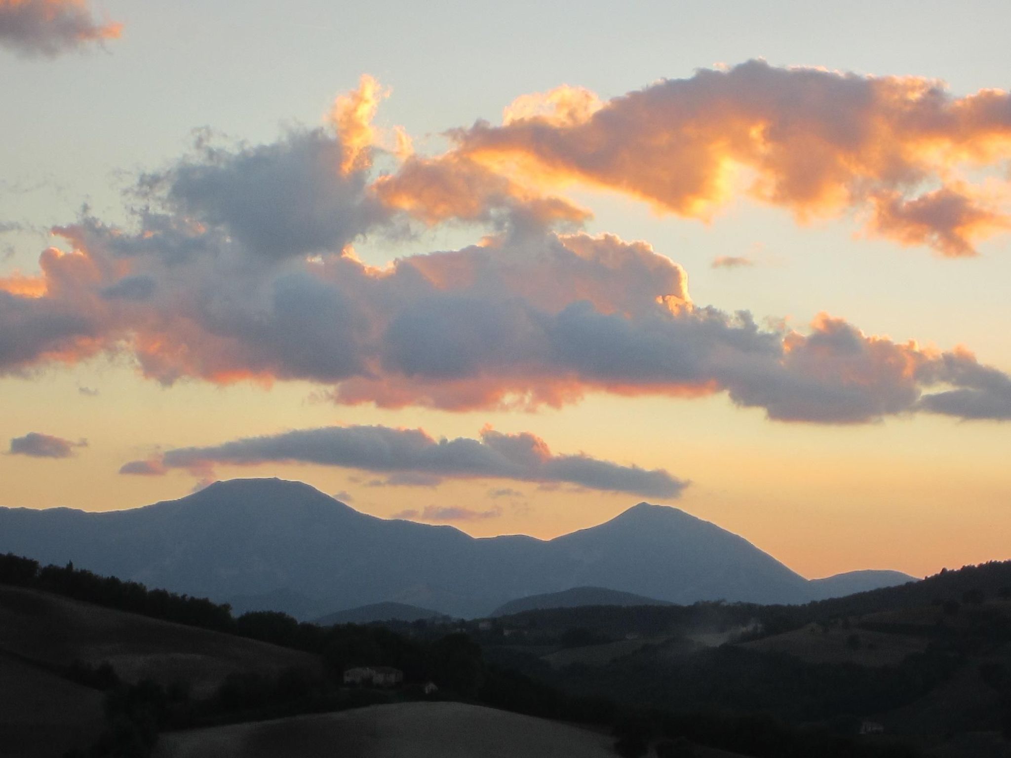 App. Loretello-Image-tags.info