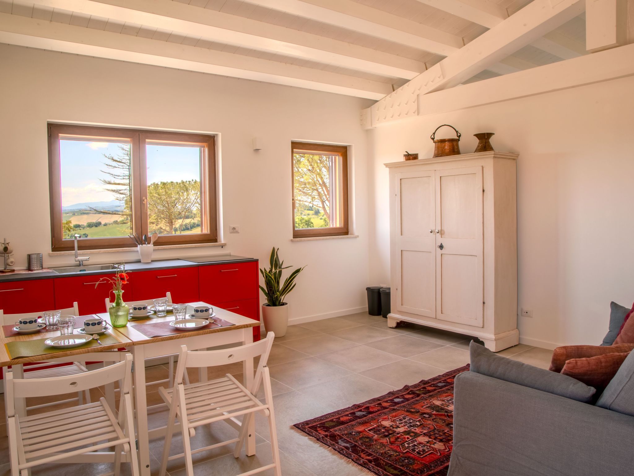 Haus mit Terrasse mit Aussicht und Gemeinschaftspool