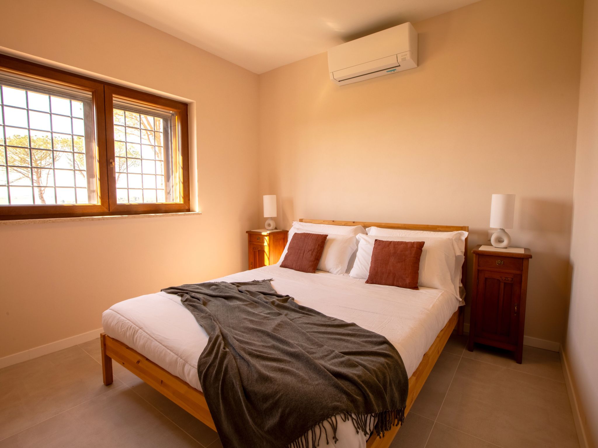 Neue Wohnung mit 2 Zimmern, Veranda und Pool-Binnen