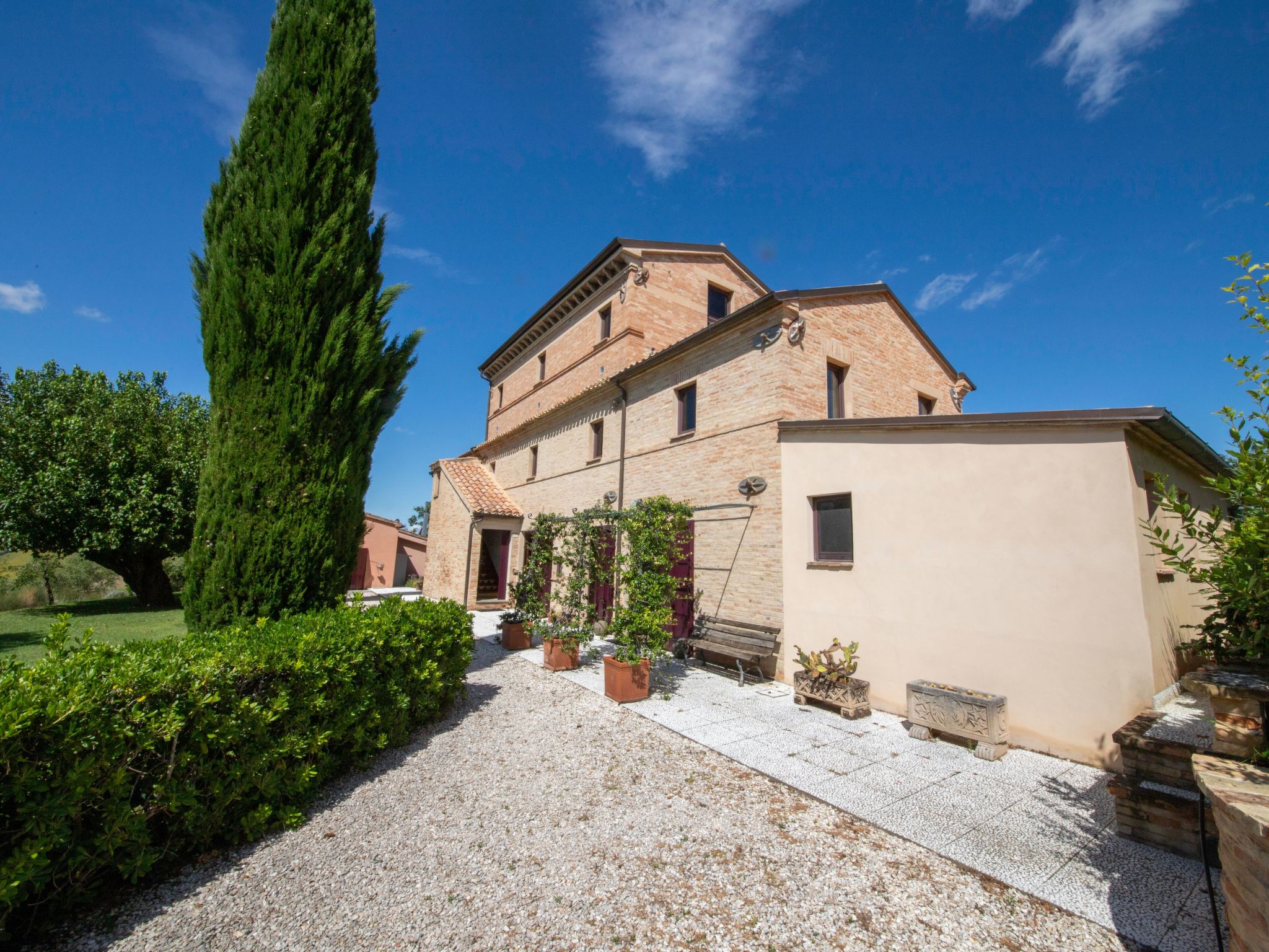 Villa Gelso mit Pool, Sauna und atemberaubender Aussicht-Dedans