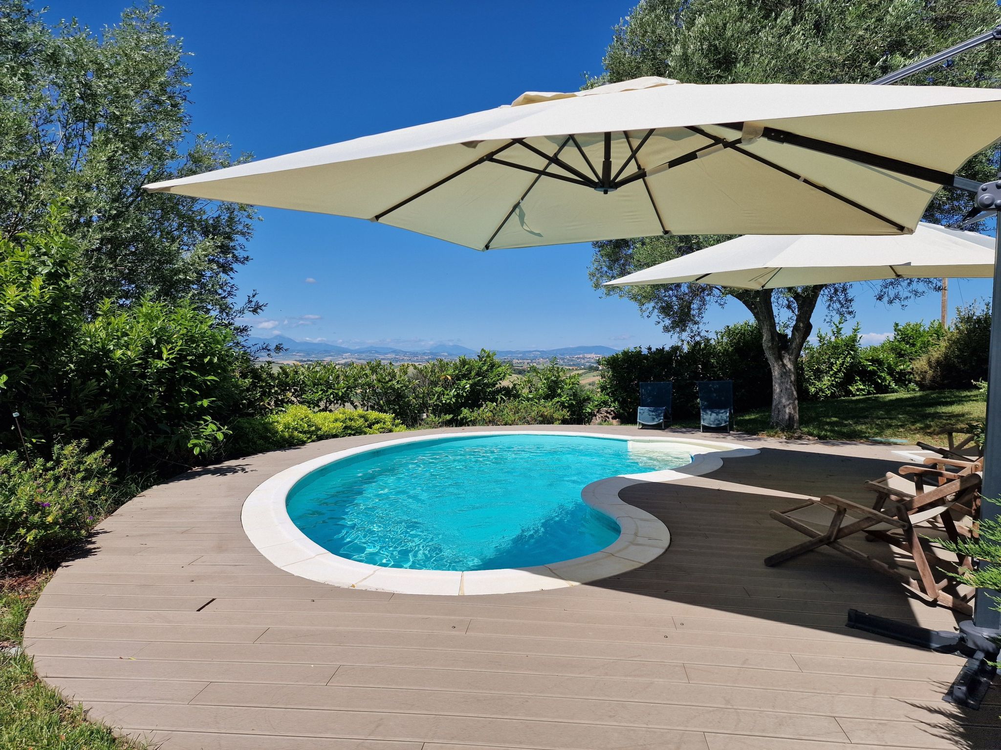 Villa Gelso mit Pool, Sauna und atemberaubender Aussicht-Dedans