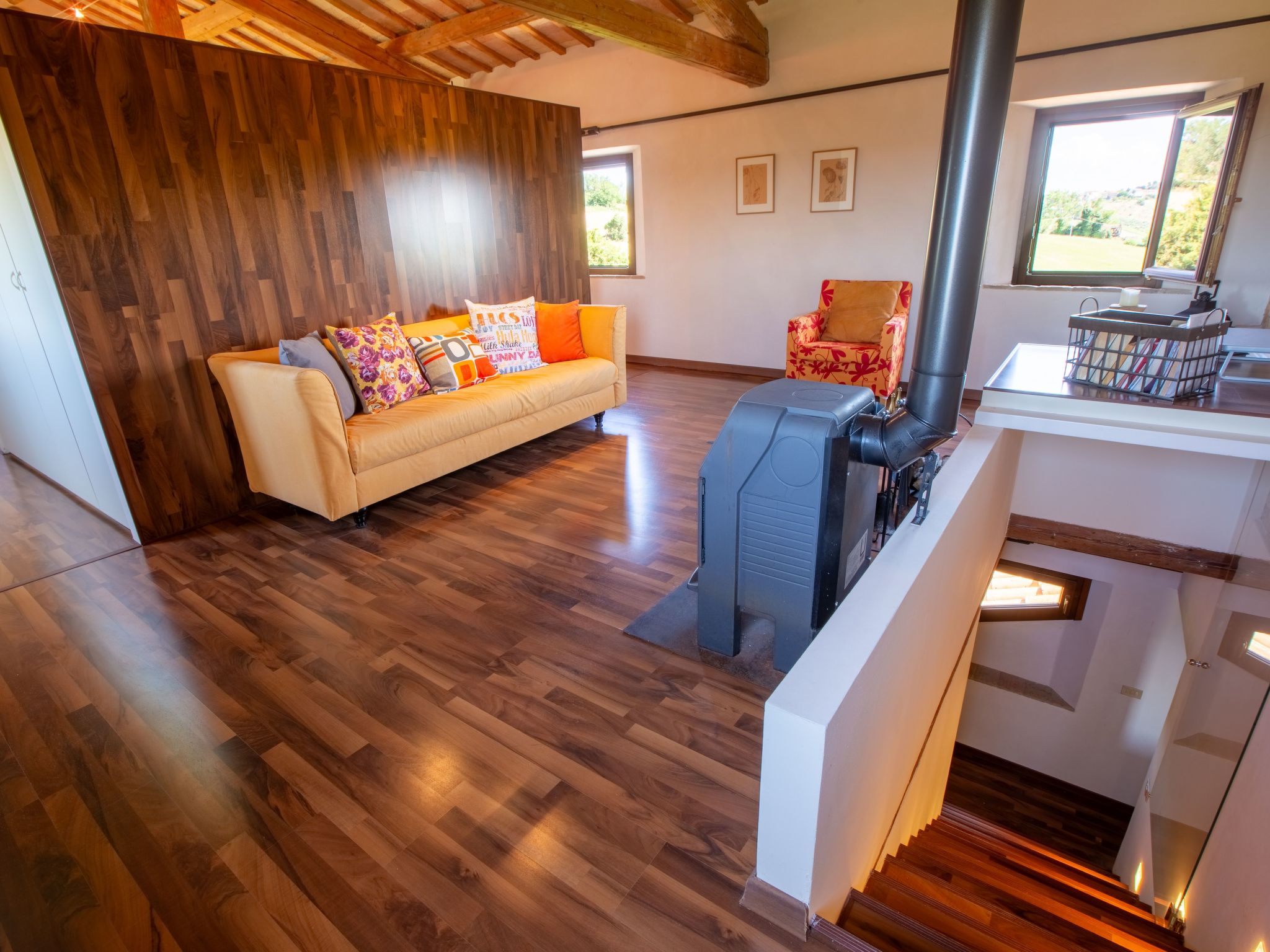 Villa Gelso mit Pool, Sauna und atemberaubender Aussicht-Dedans