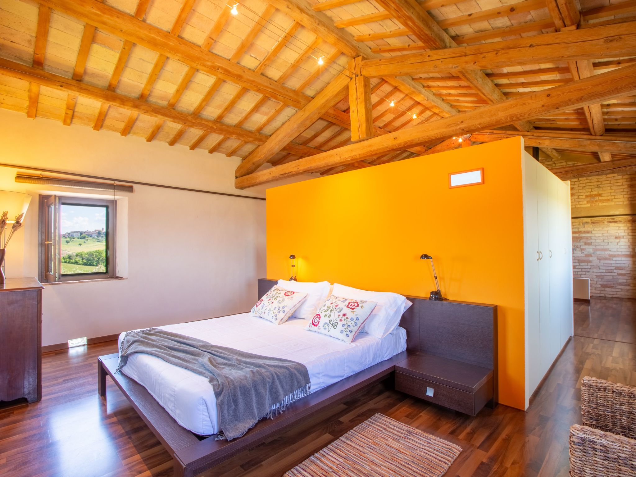 Villa Gelso mit Pool, Sauna und atemberaubender Aussicht-Dedans