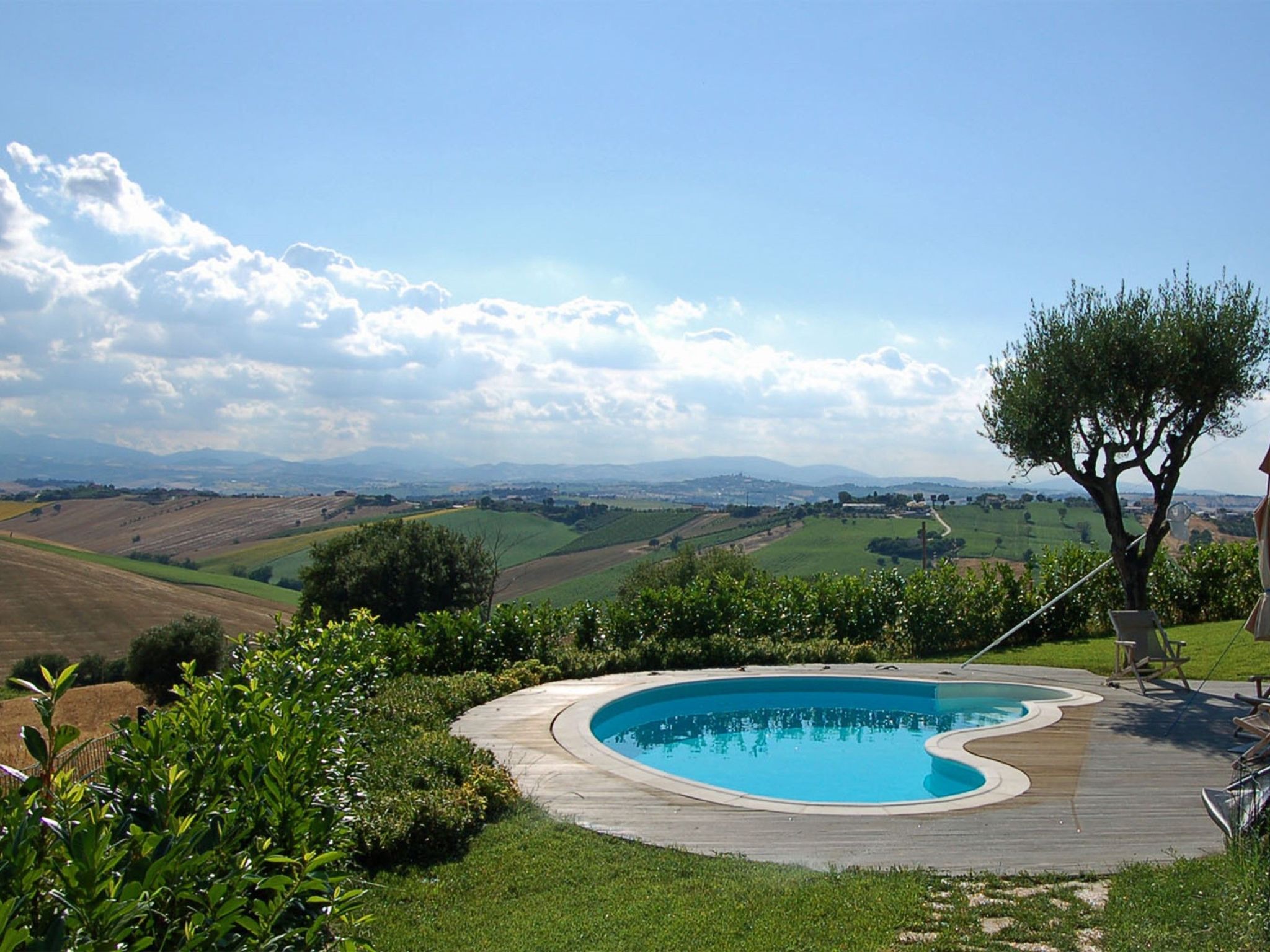 Villa Gelso mit Pool, Sauna und atemberaubender Aussicht-Dedans