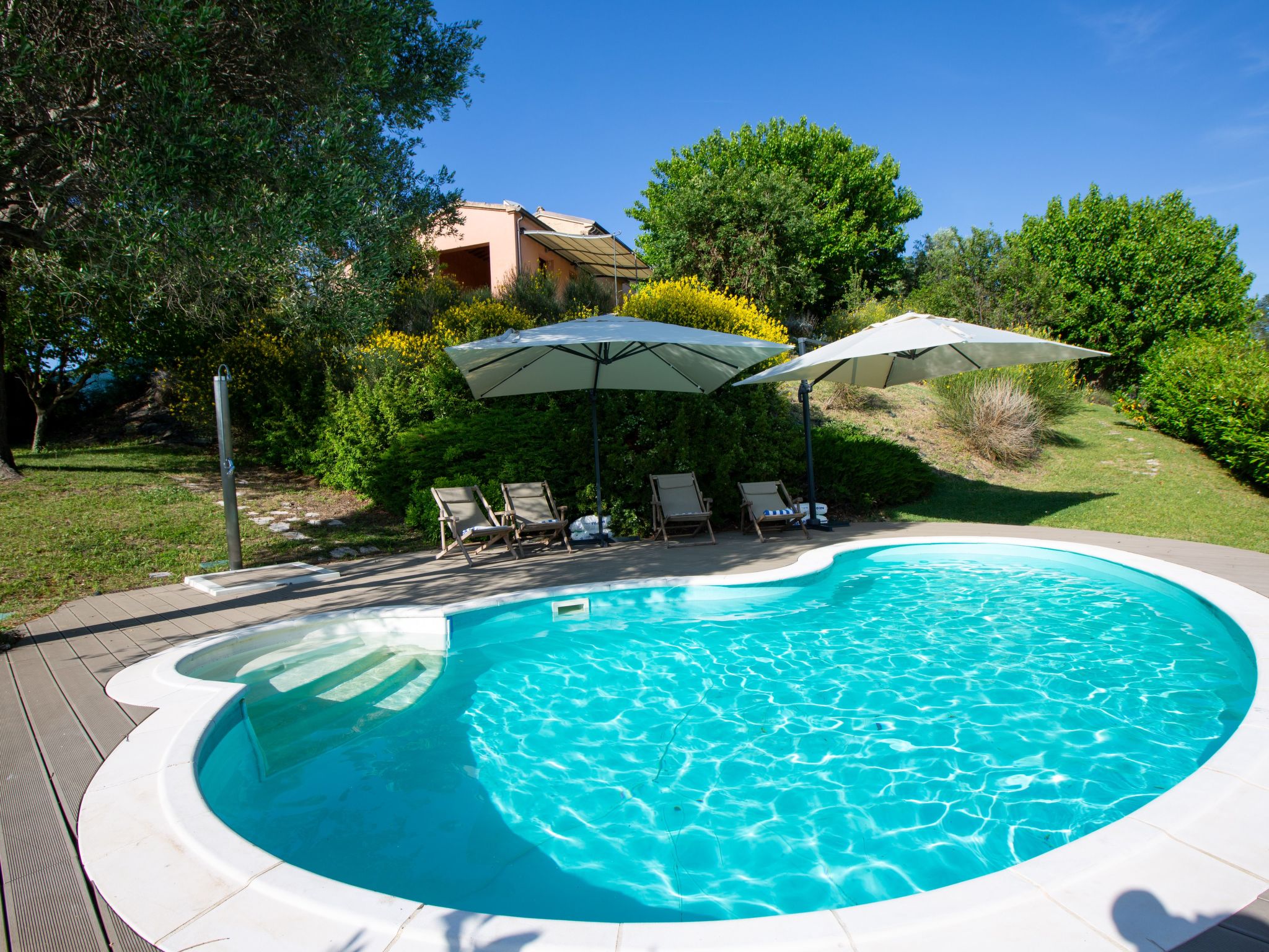 Villa Gelso mit Pool, Sauna und atemberaubender Aussicht-Dedans