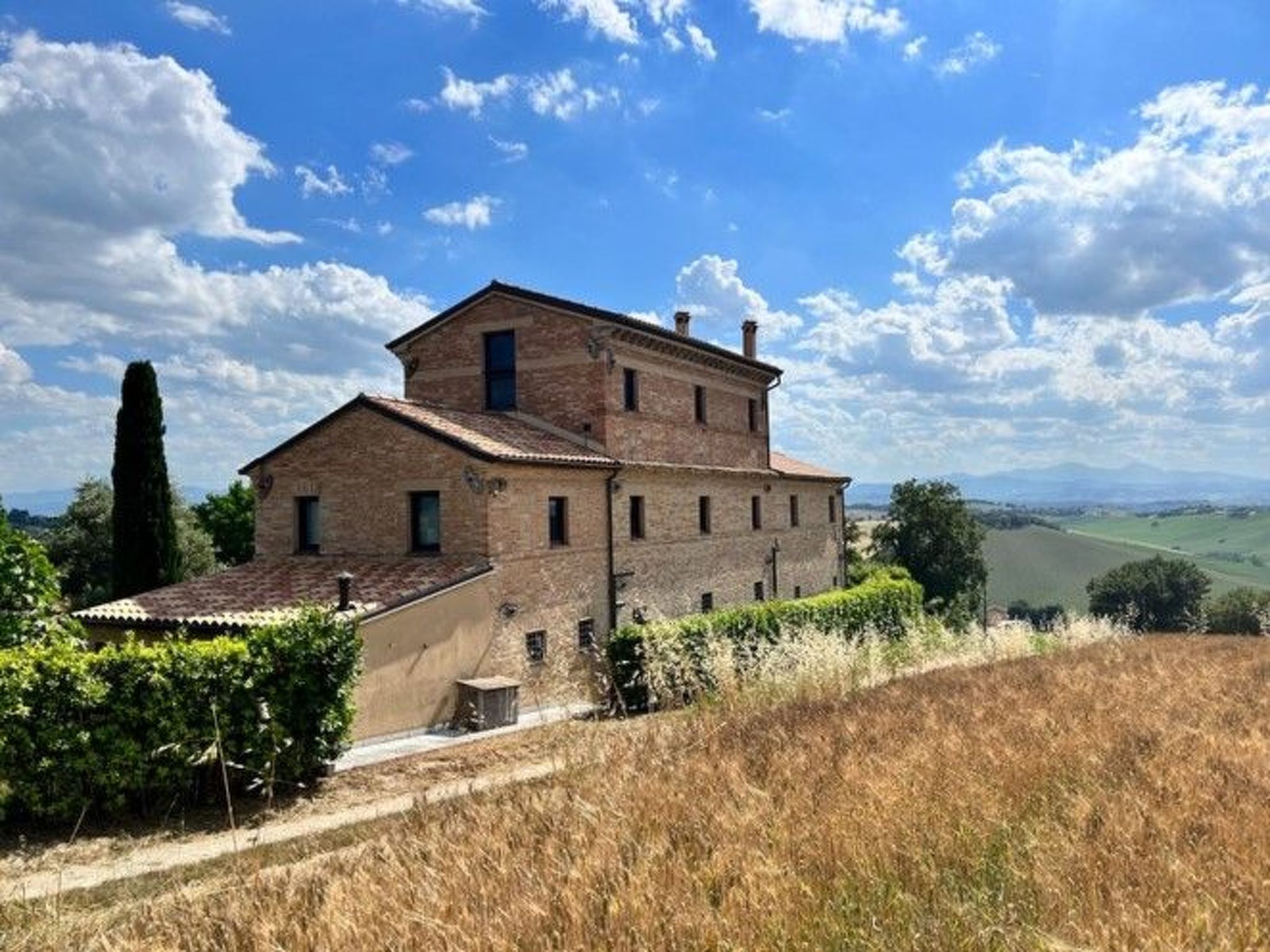 Villa Gelso mit Pool, Sauna und atemberaubender Aussicht-Dedans