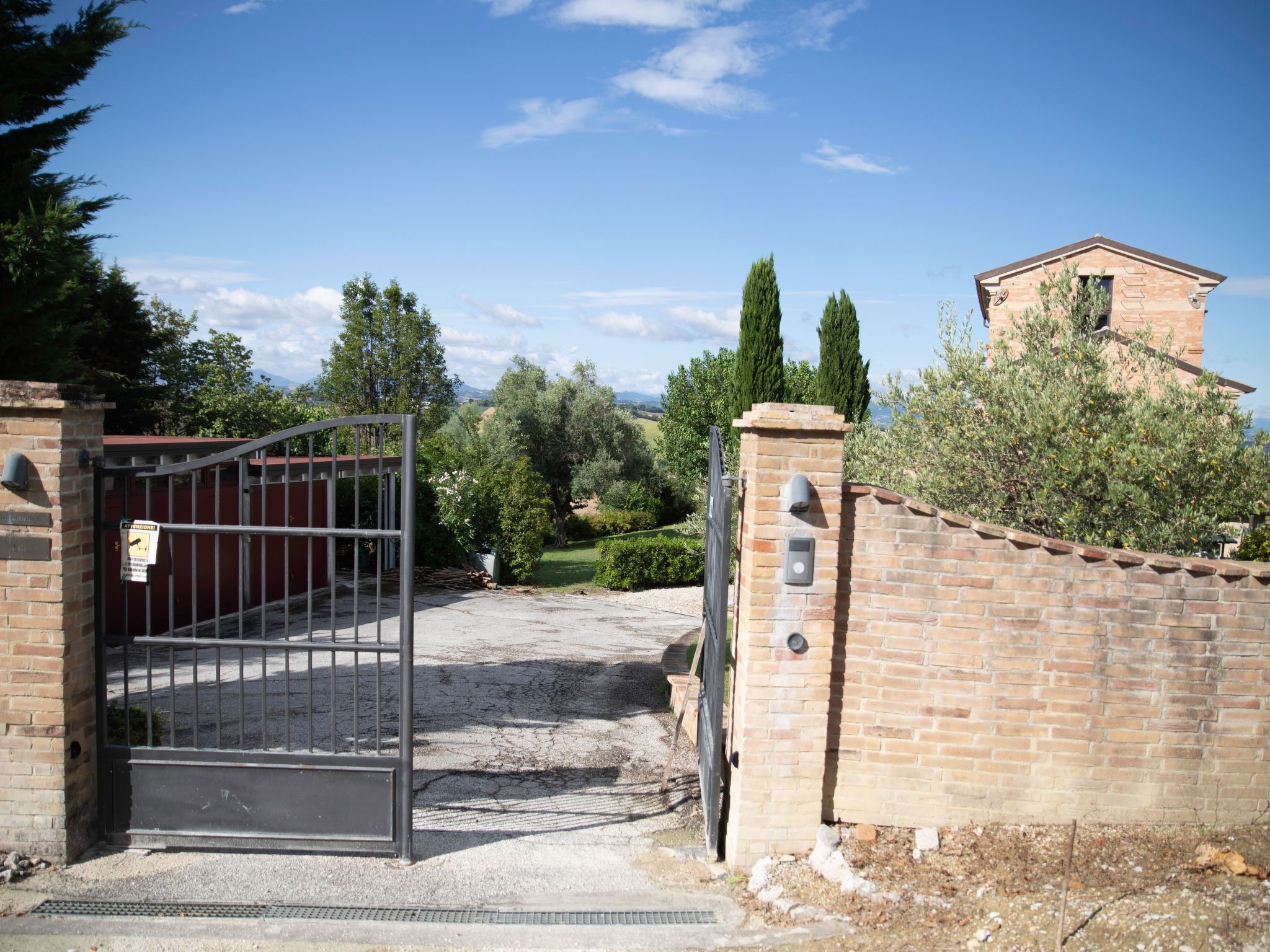 Villa Gelso mit Pool, Sauna und atemberaubender Aussicht-Dedans
