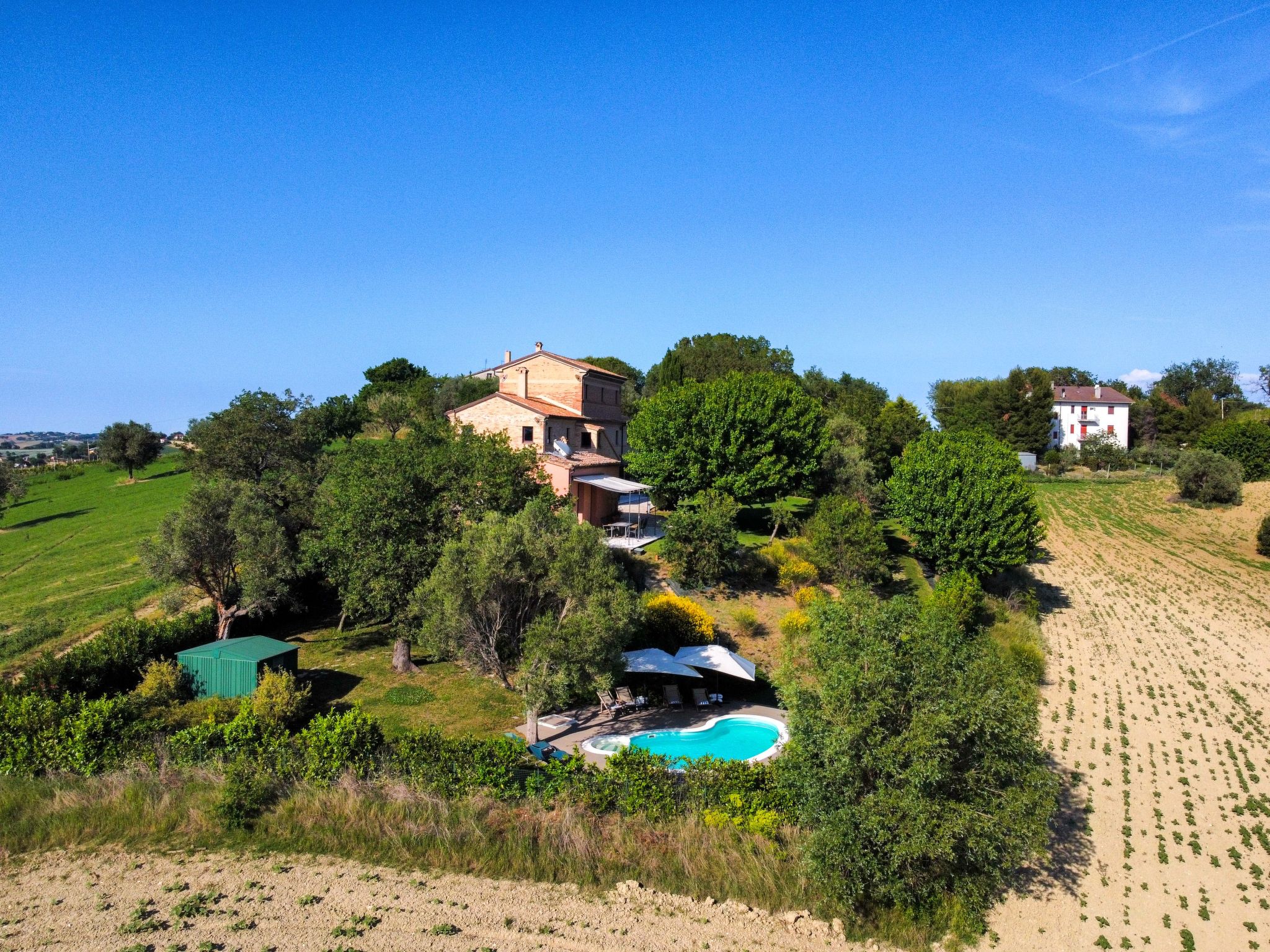 Villa Gelso mit Pool, Sauna und atemberaubender Aussicht-Dedans