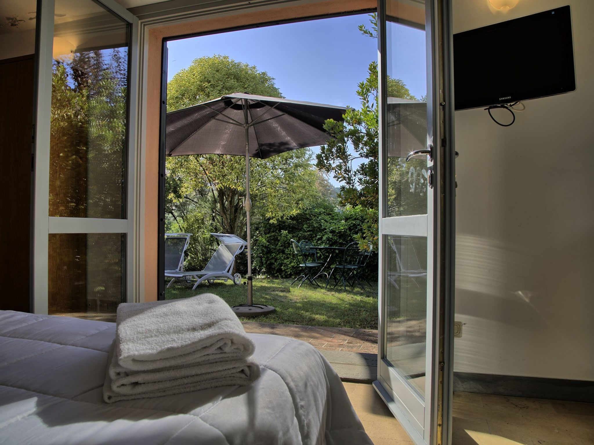 "Haustierfreundliches 'Cottage Glicini' mit Pool und Aussicht-Binnen