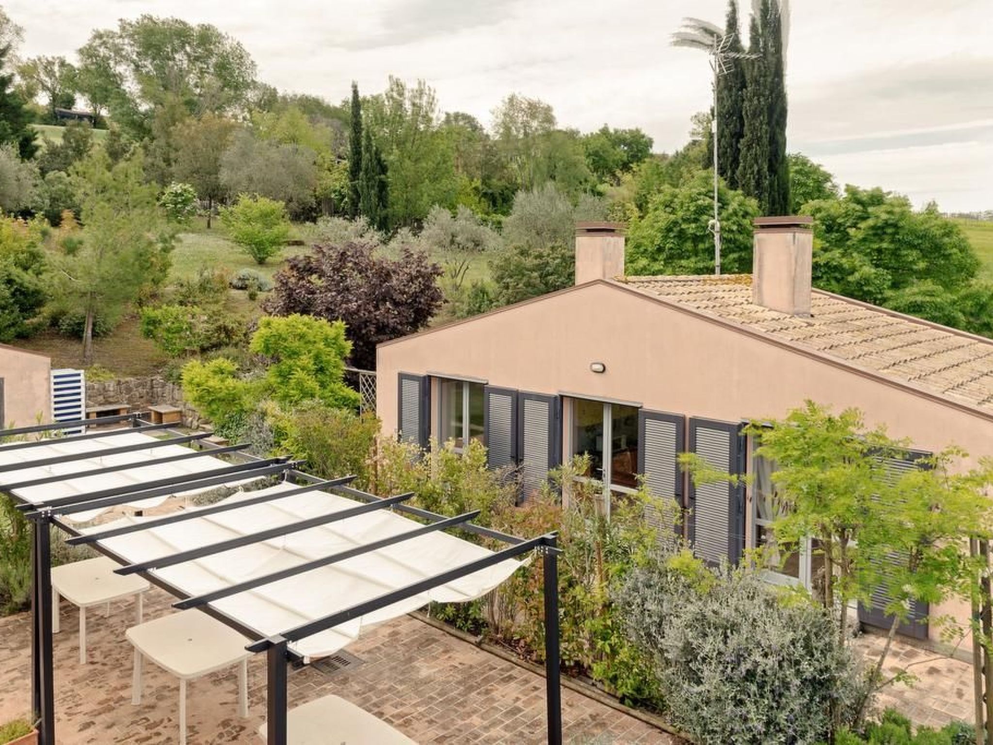 "Haustierfreundliches 'Cottage Glicini' mit Pool und Aussicht-Binnen