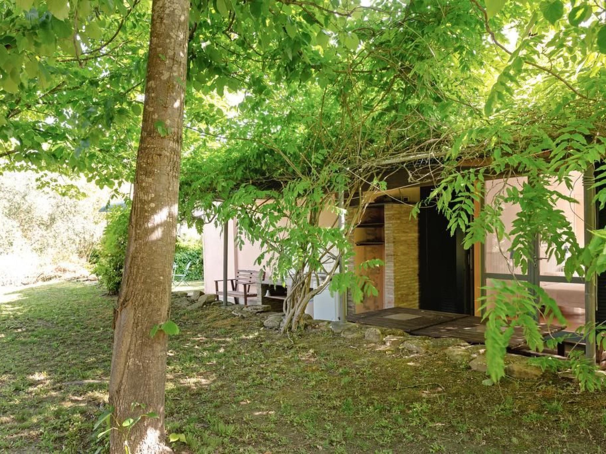 "Haustierfreundliches 'Cottage Glicini' mit Pool und Aussicht-Binnen