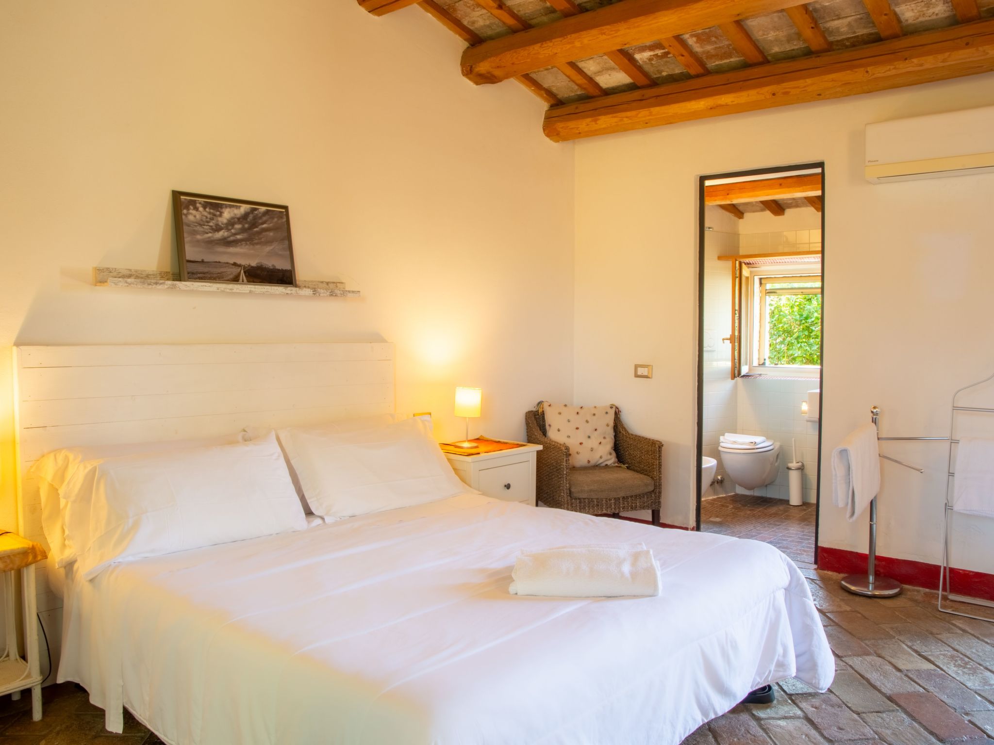 Haus in Ostra mit privatem Pool-Binnen