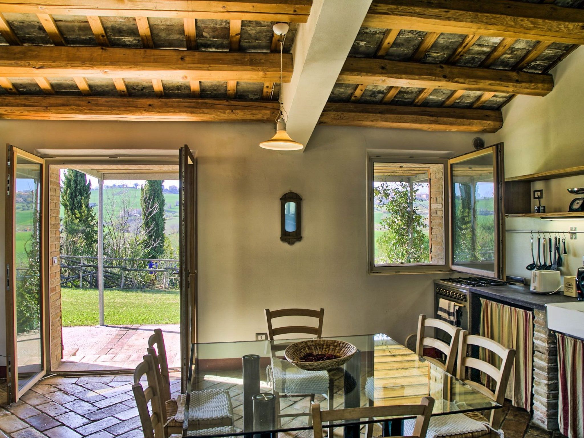 Haus in Ostra mit privatem Pool-Binnen