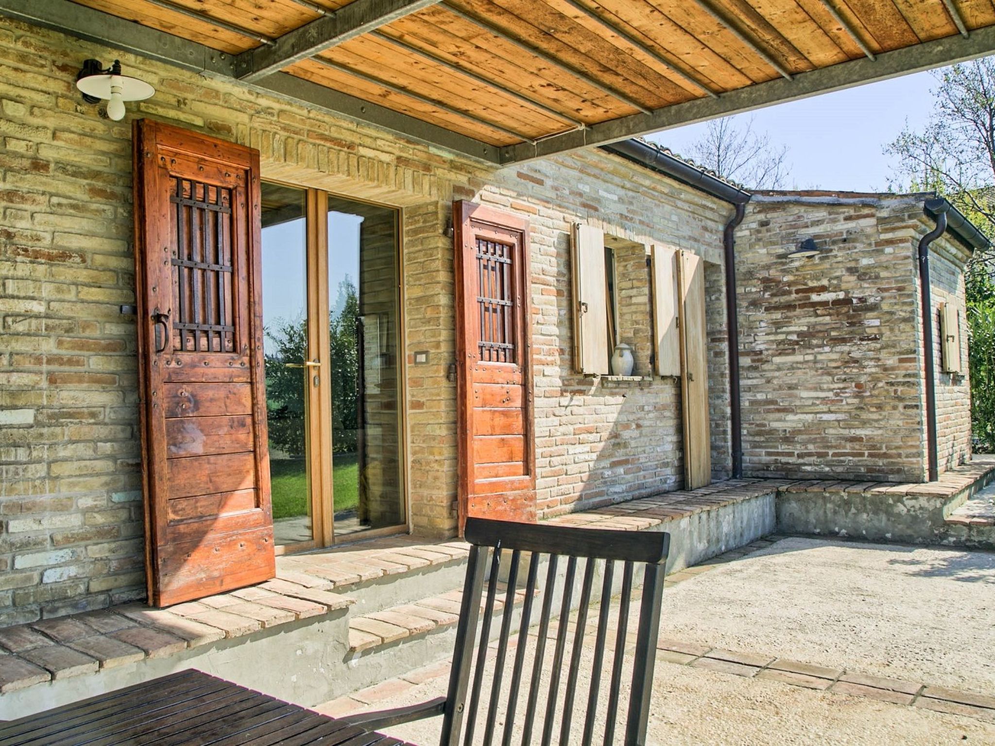 Haus in Ostra mit privatem Pool-Binnen