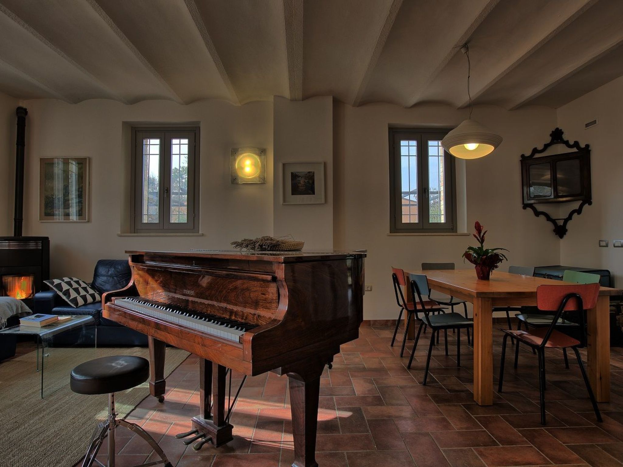 Haus der Musik 270m Veranda, Garten und Pool-Binnen