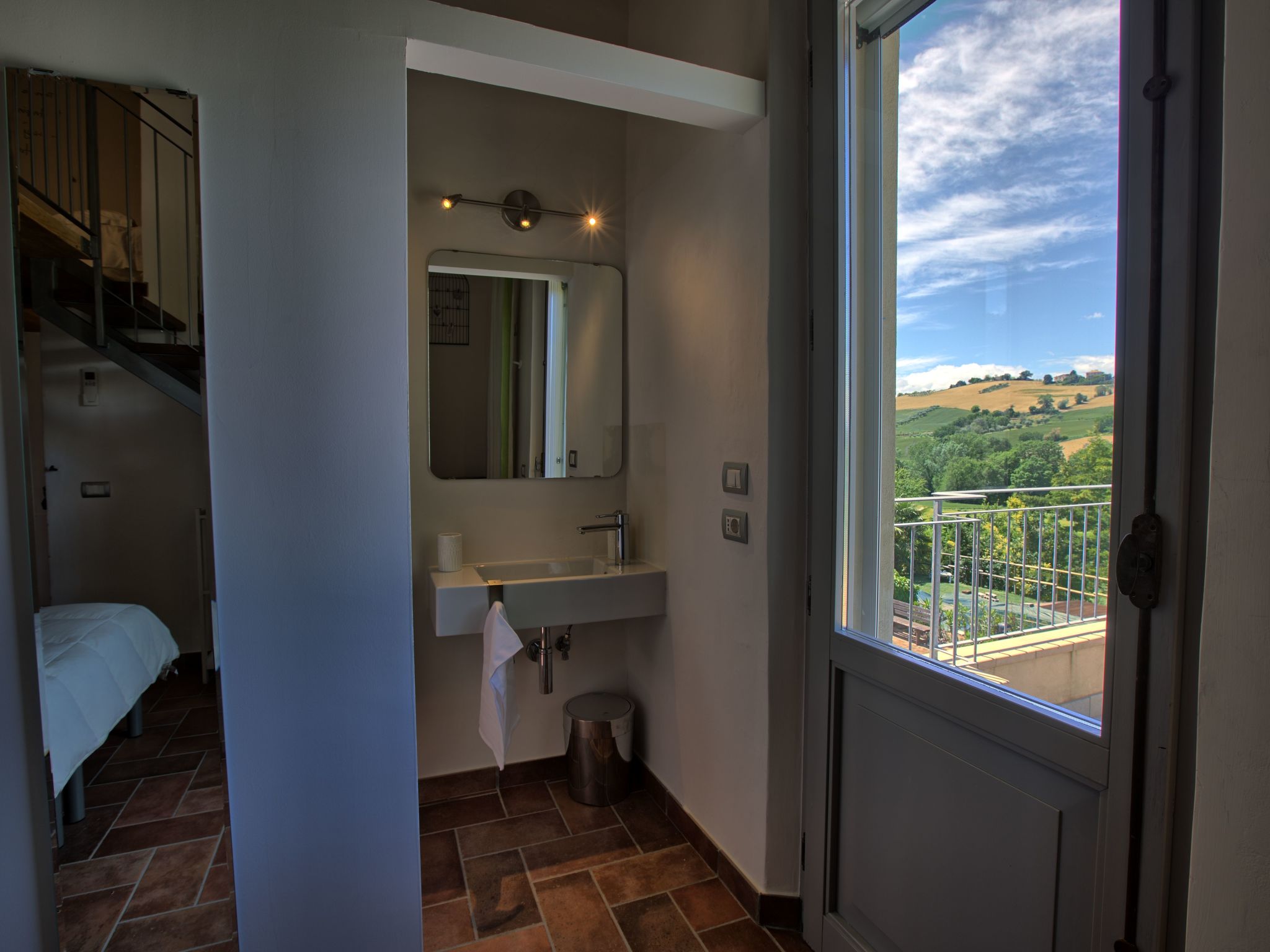 Haus der Musik 270m Veranda, Garten und Pool-Binnen